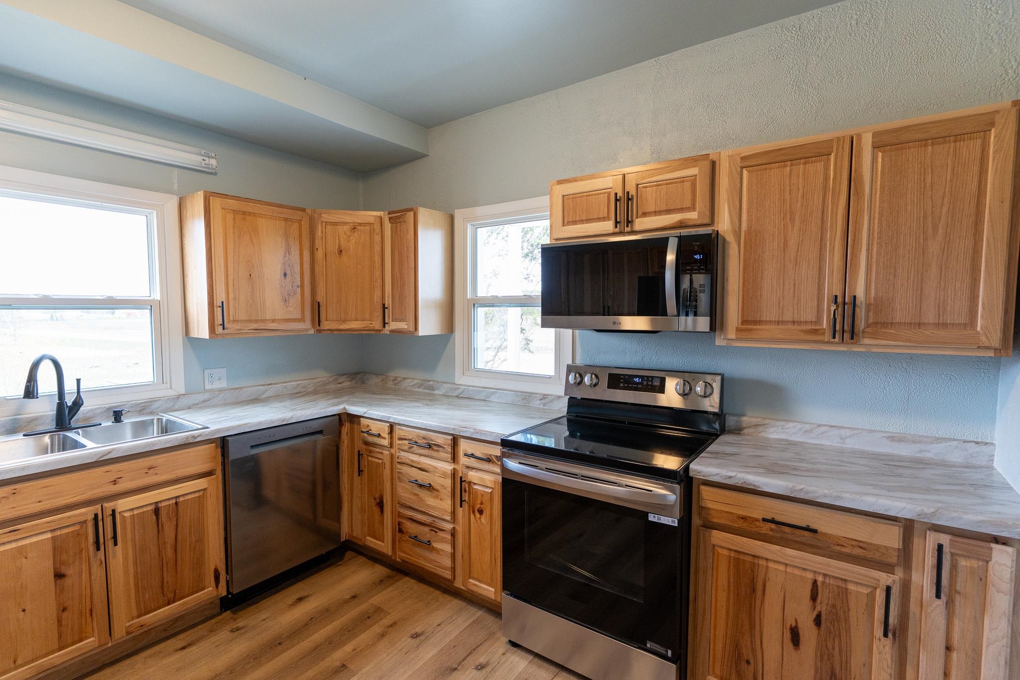 6944 Pleasant View Rd, Greenleaf, WI 54126