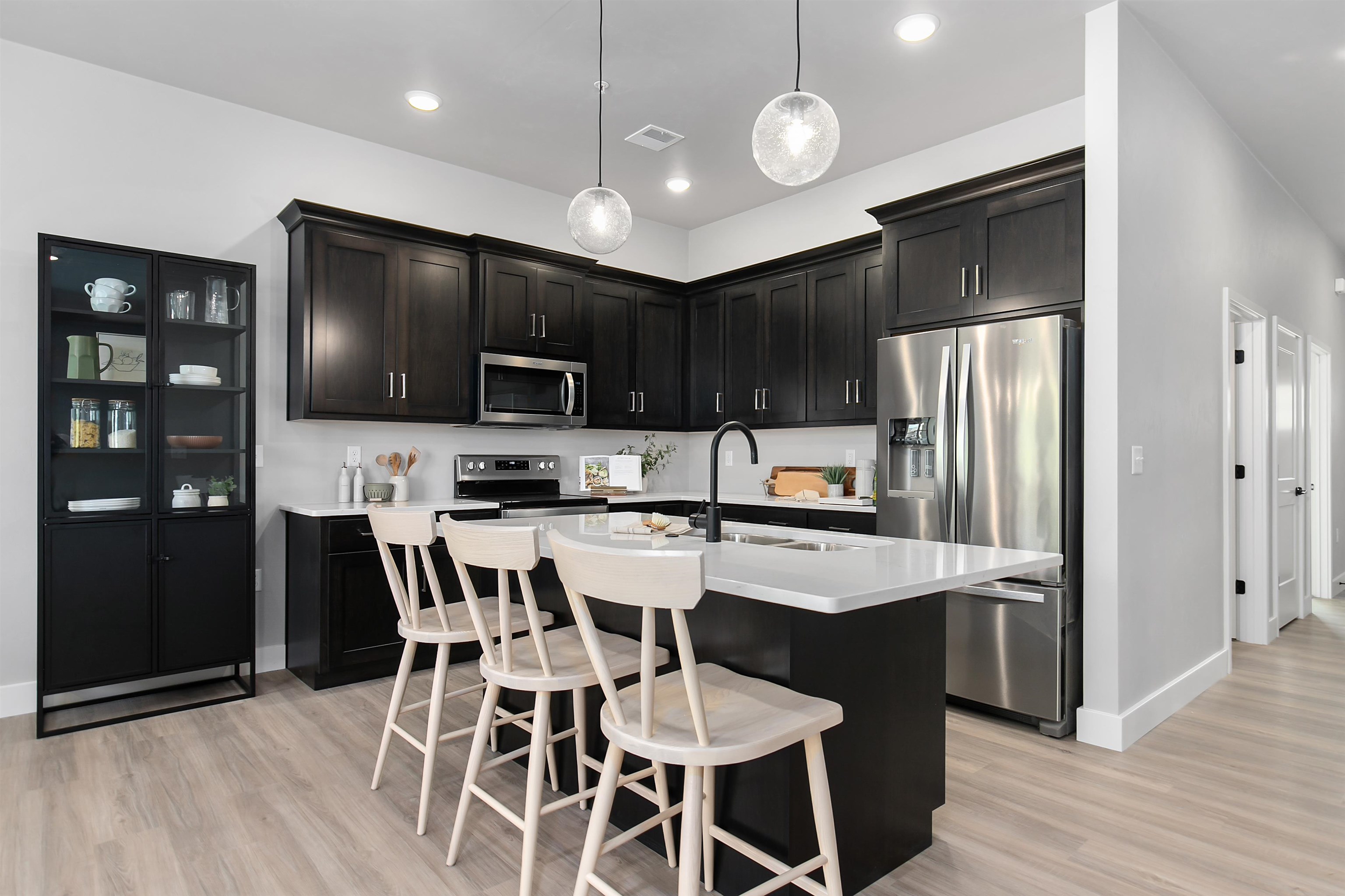 3010 Community Way, Menasha, WI 54952