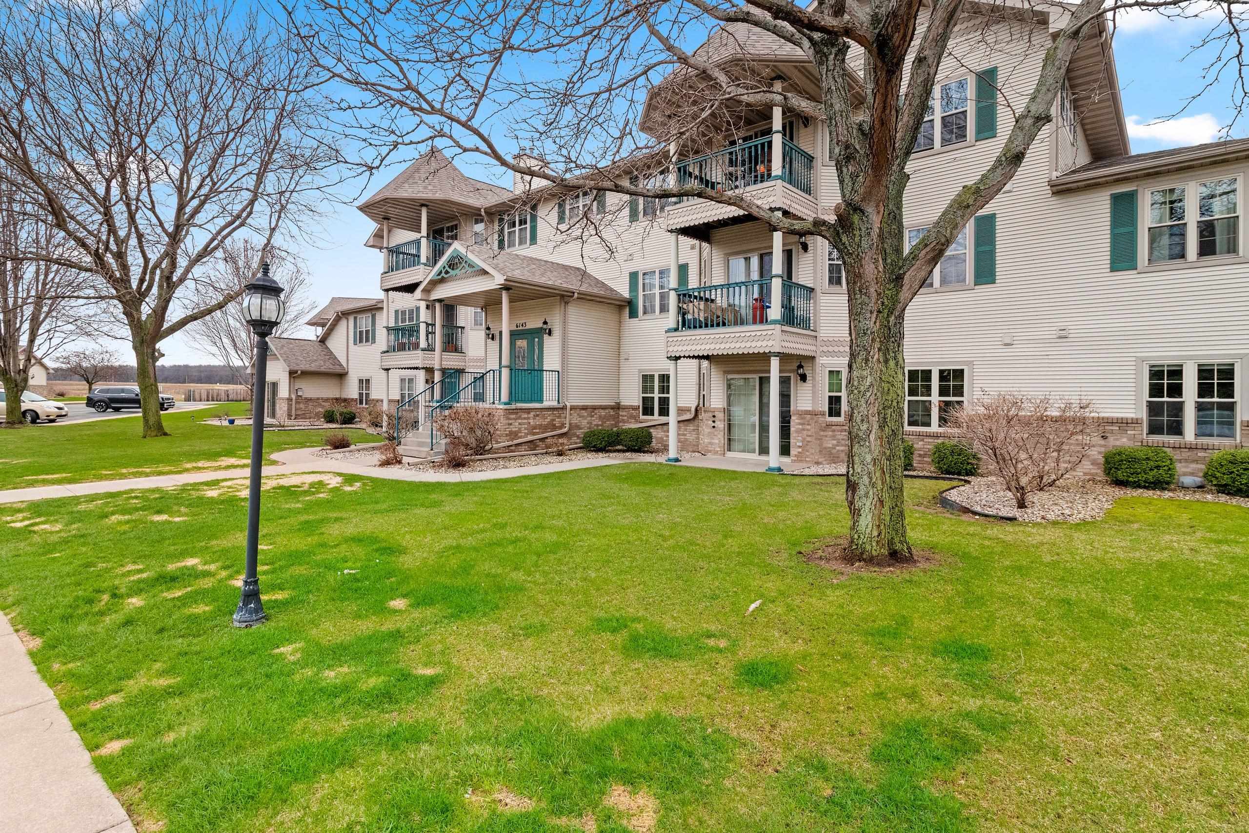 W6143 Victorian Dr #15, Appleton, WI 54915