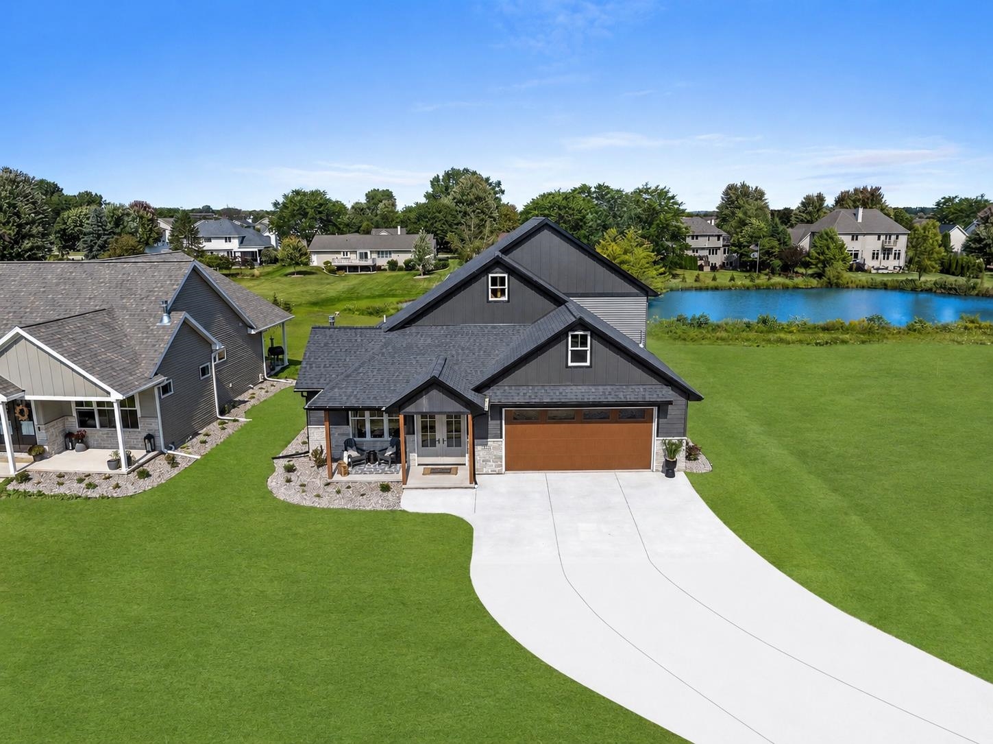 1871 Ledgeview Rd, De Pere, WI 54115