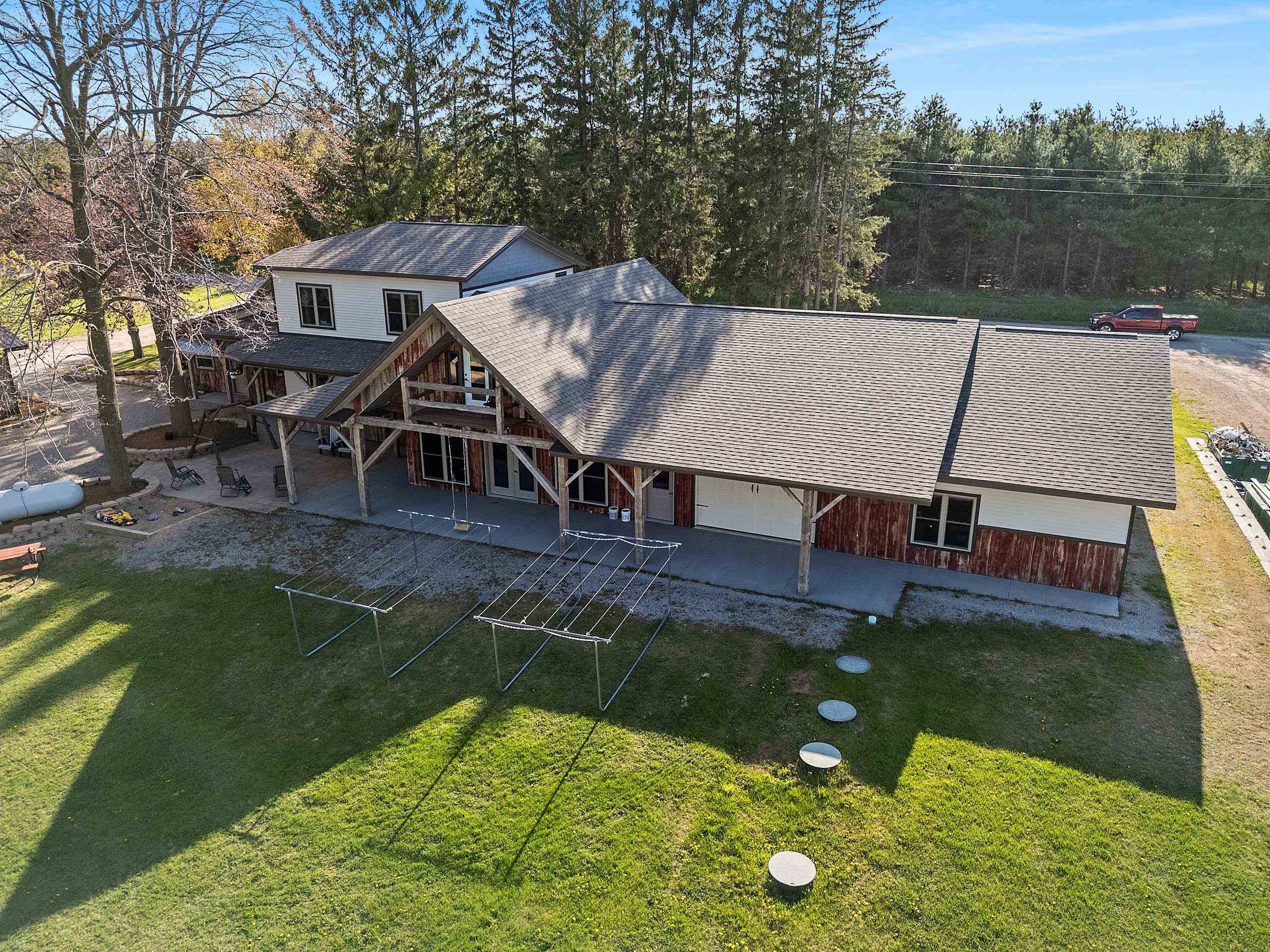 5836 County Road V, Gillett, WI 54124