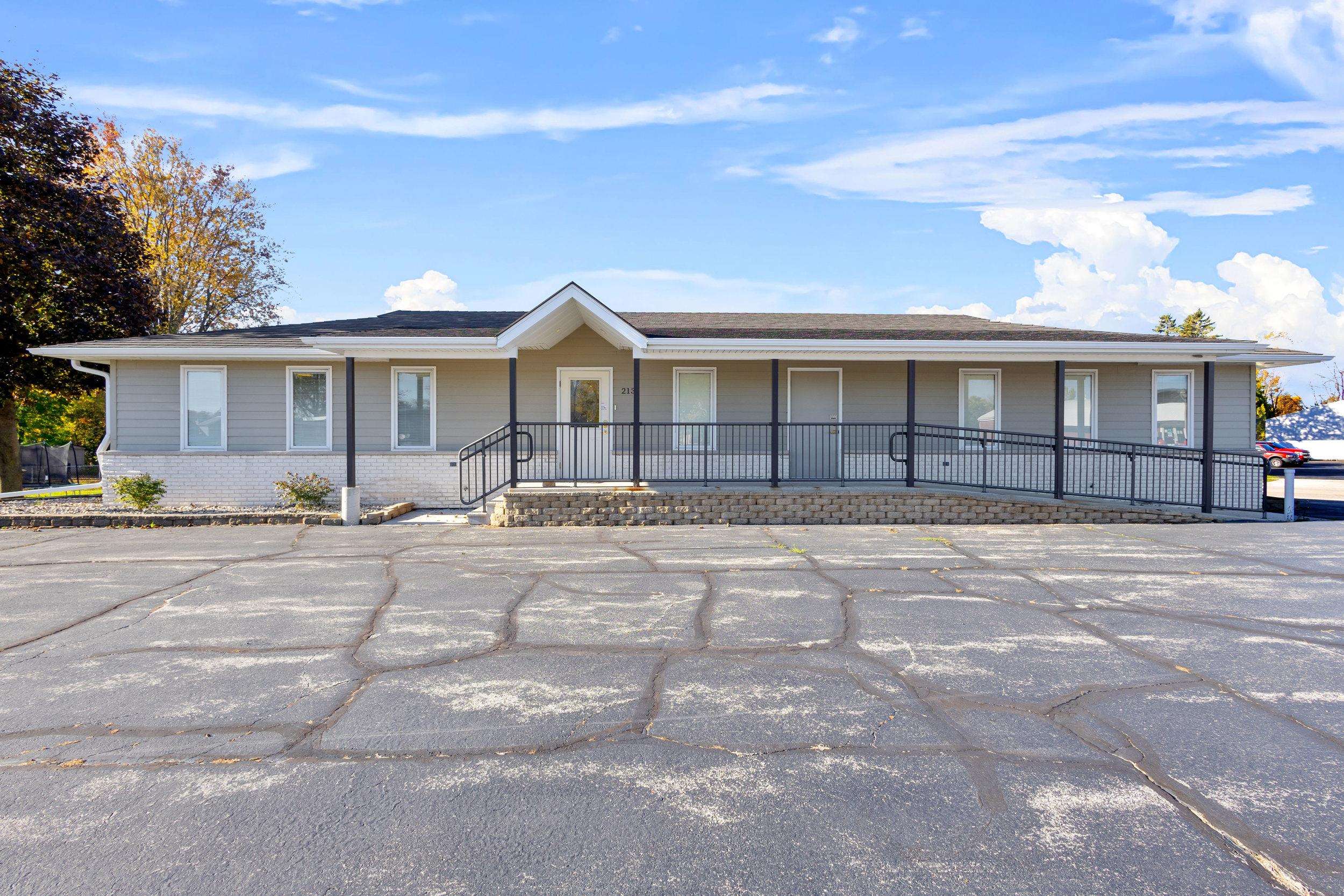 2131 Calumet Dr, New Holstein, WI 53061