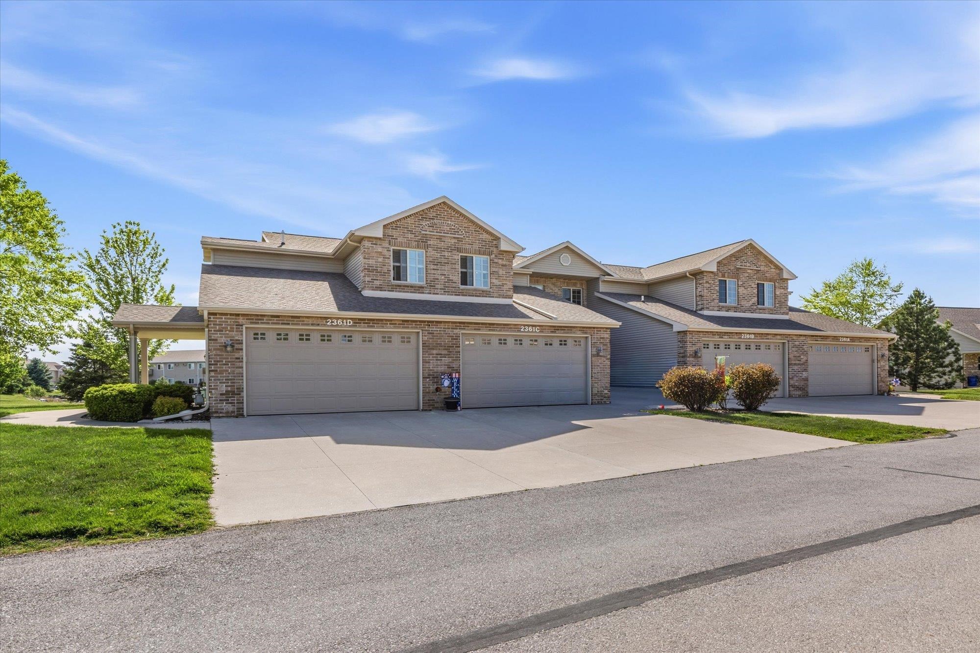2361 E Plank Cir #D, Appleton, WI 54915