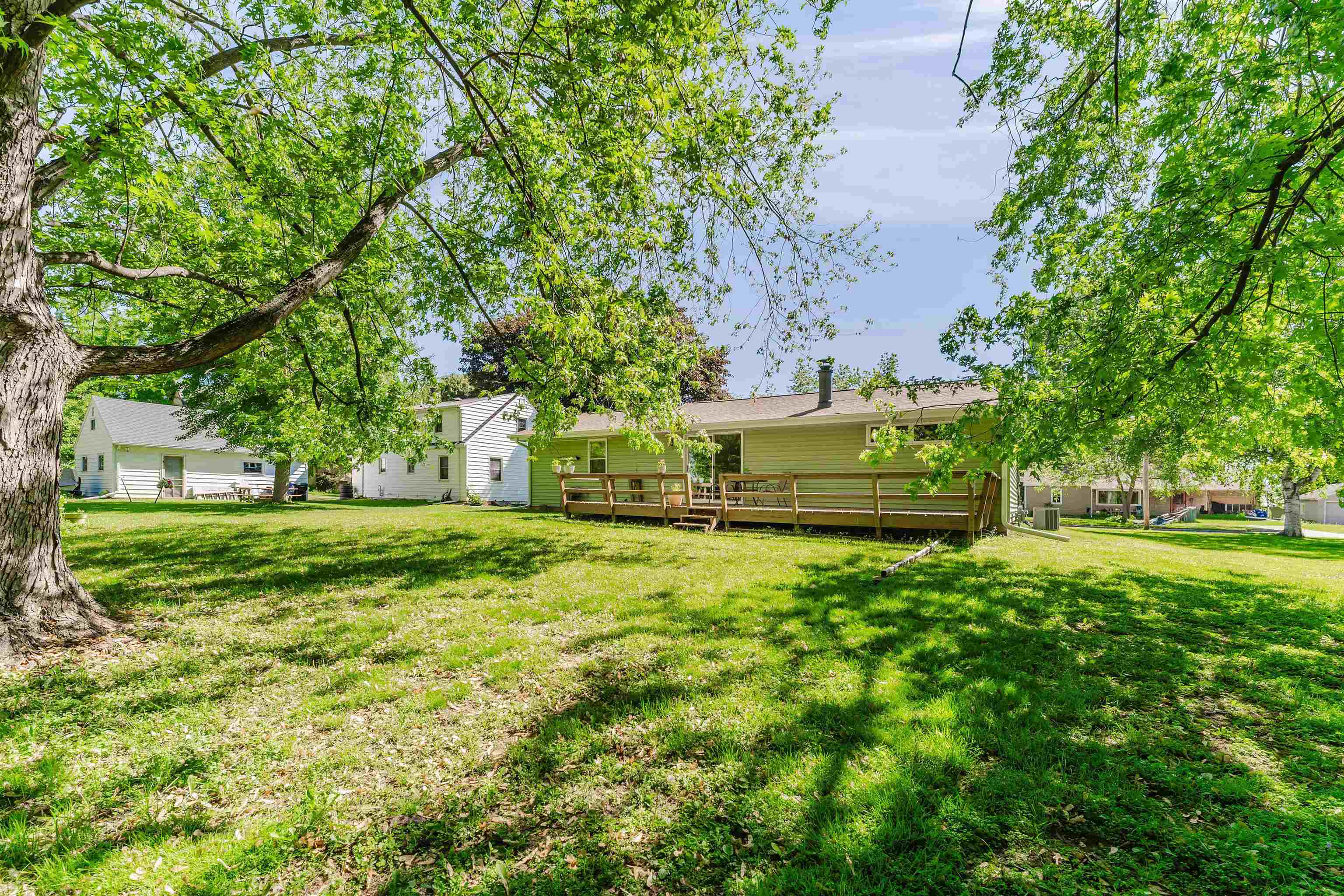 727 Telulah Ave, Appleton, WI 54915