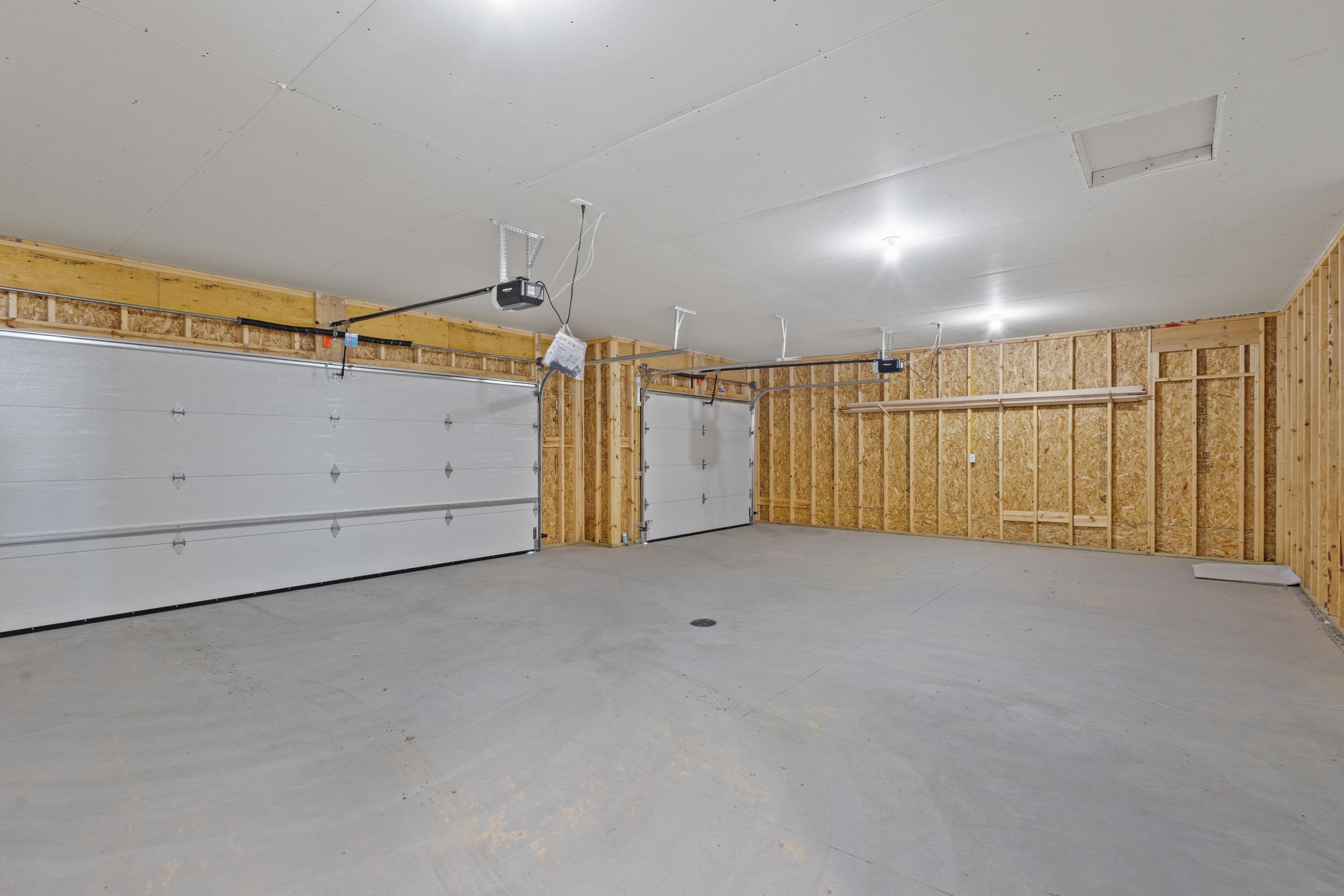 1400 Divinity Dr, De Pere, WI 54115