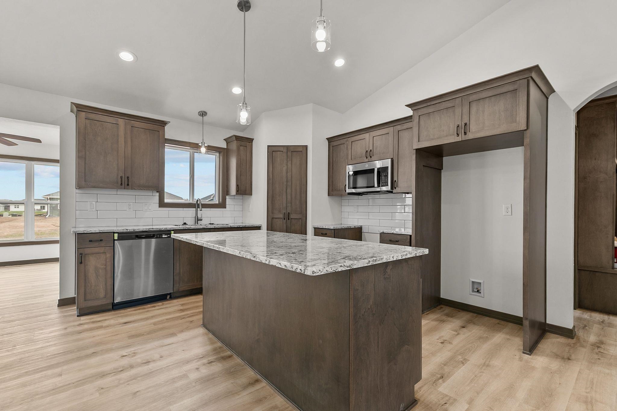 N9226 Homestead Ln, Appleton, WI 54915