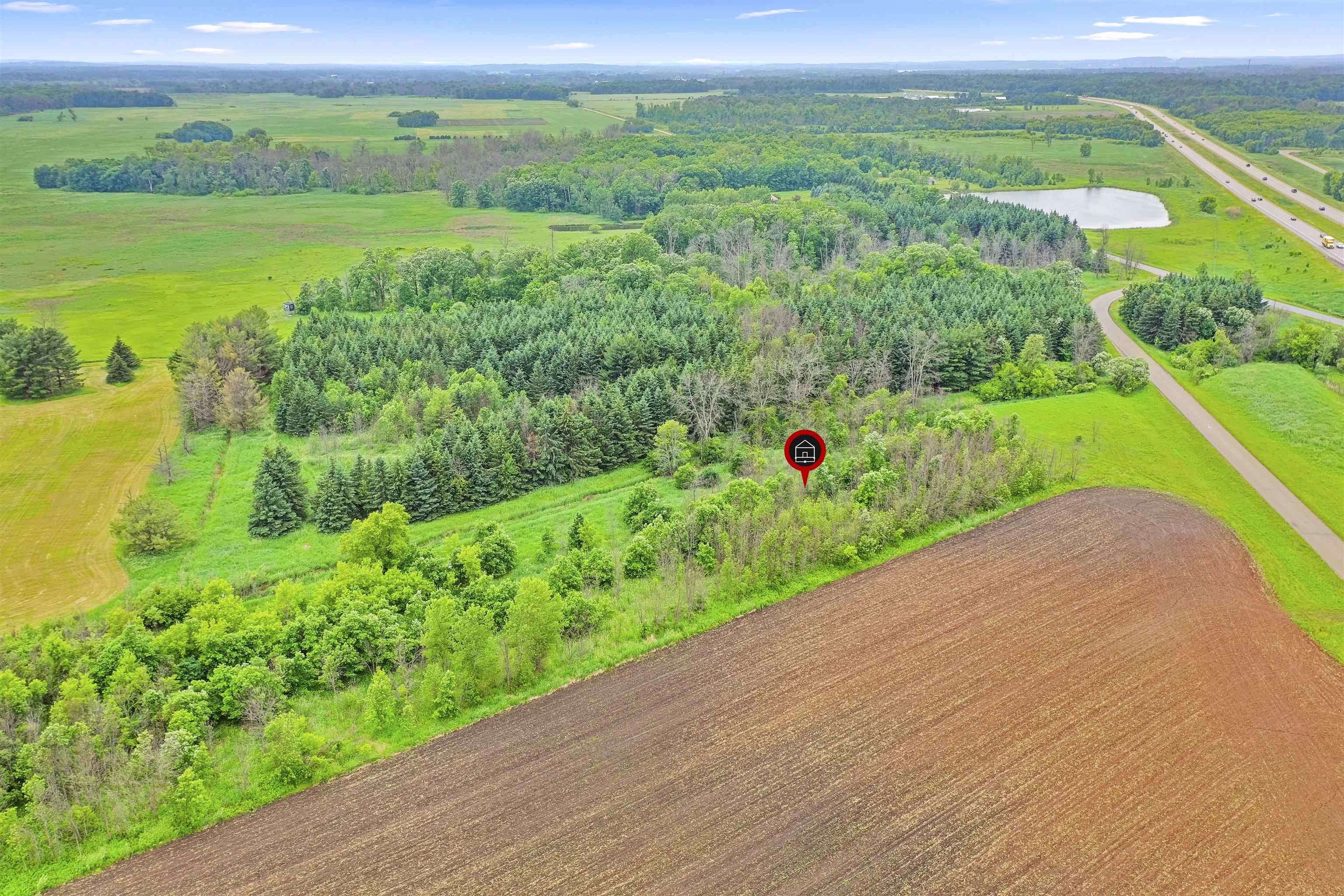 N North Rd, Fremont, WI 54940