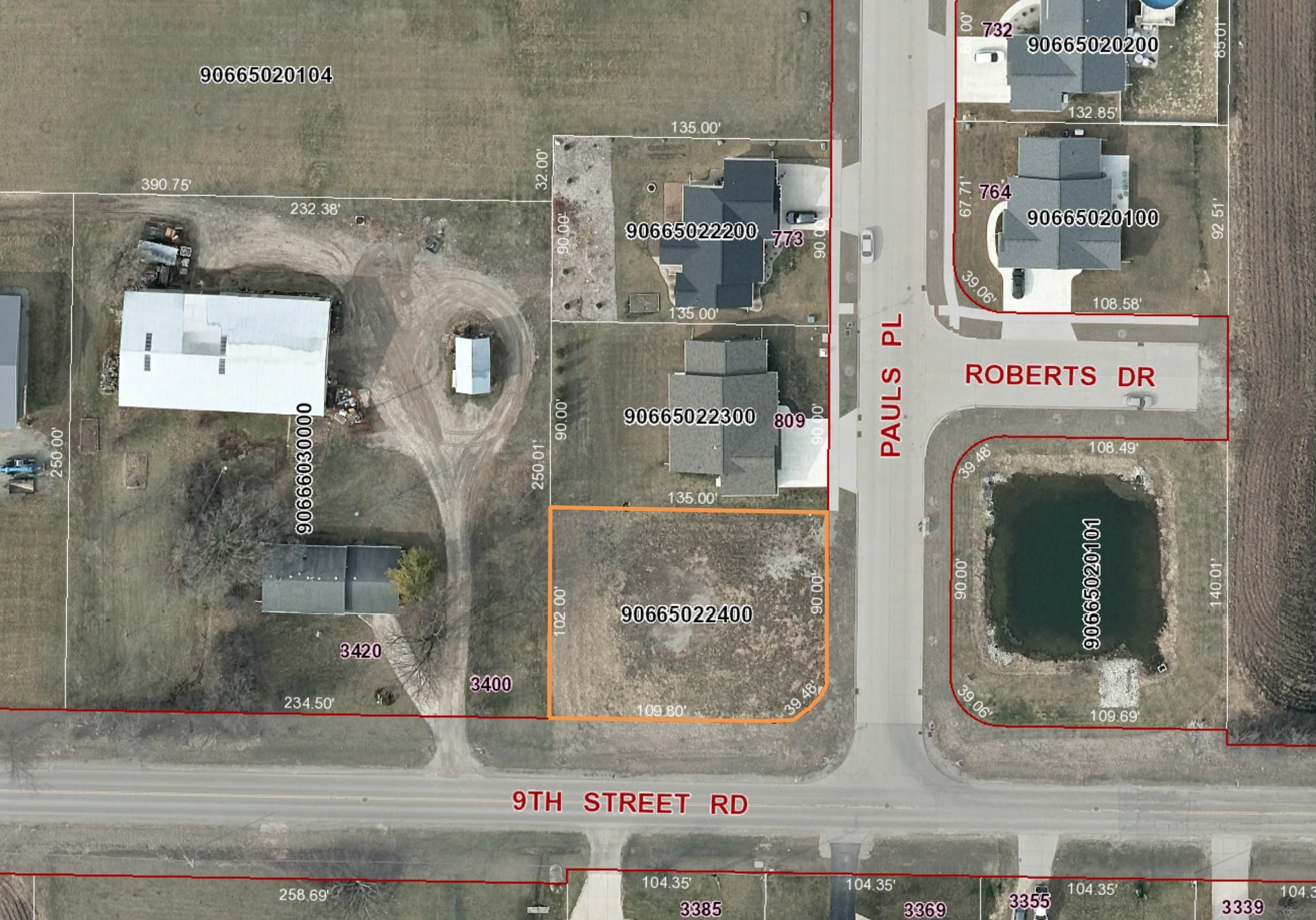853 Pauls Pl #24, Oshkosh, WI 54904