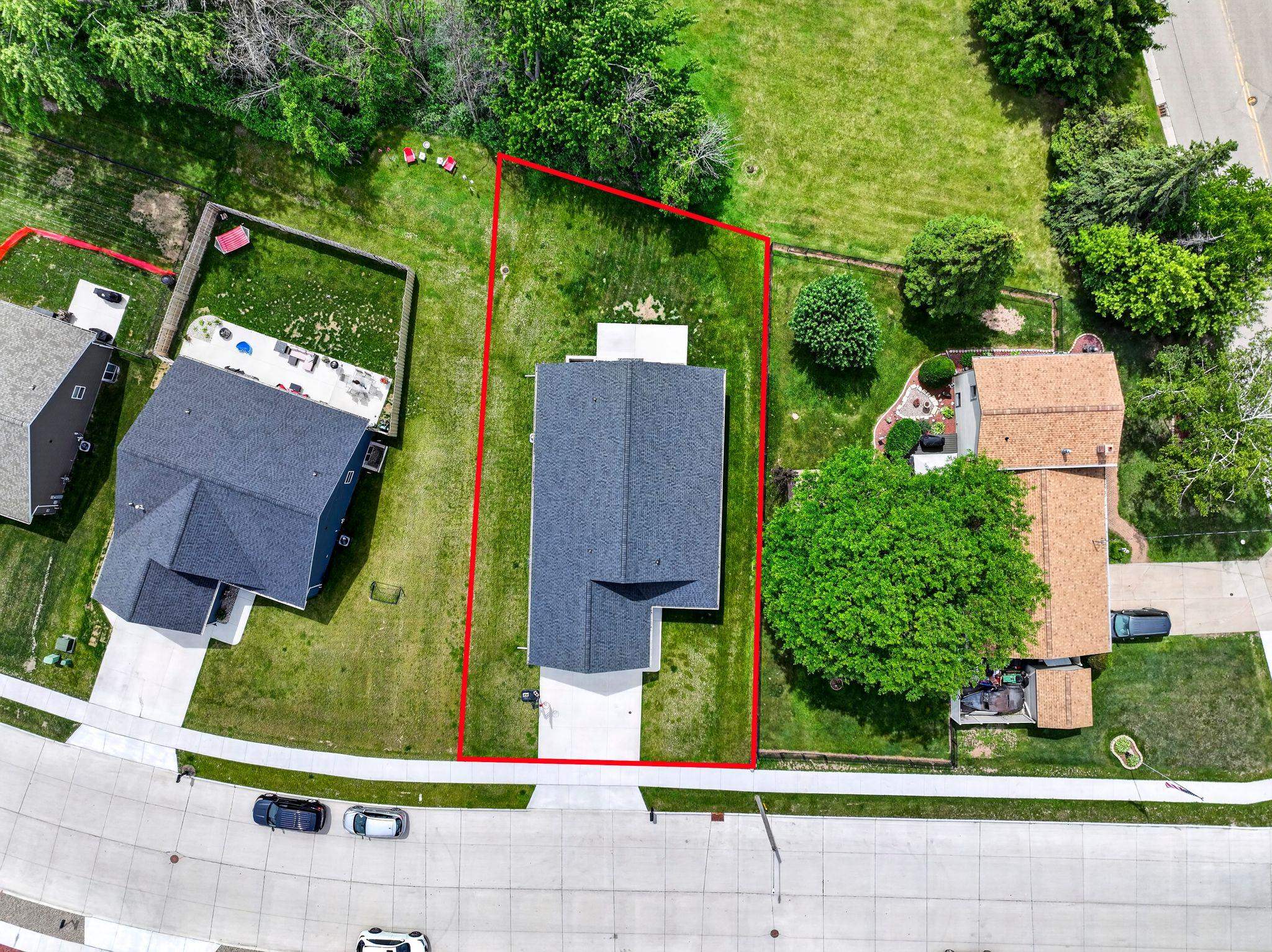 37 Ash Grove Pl, Kaukauna, WI 54130