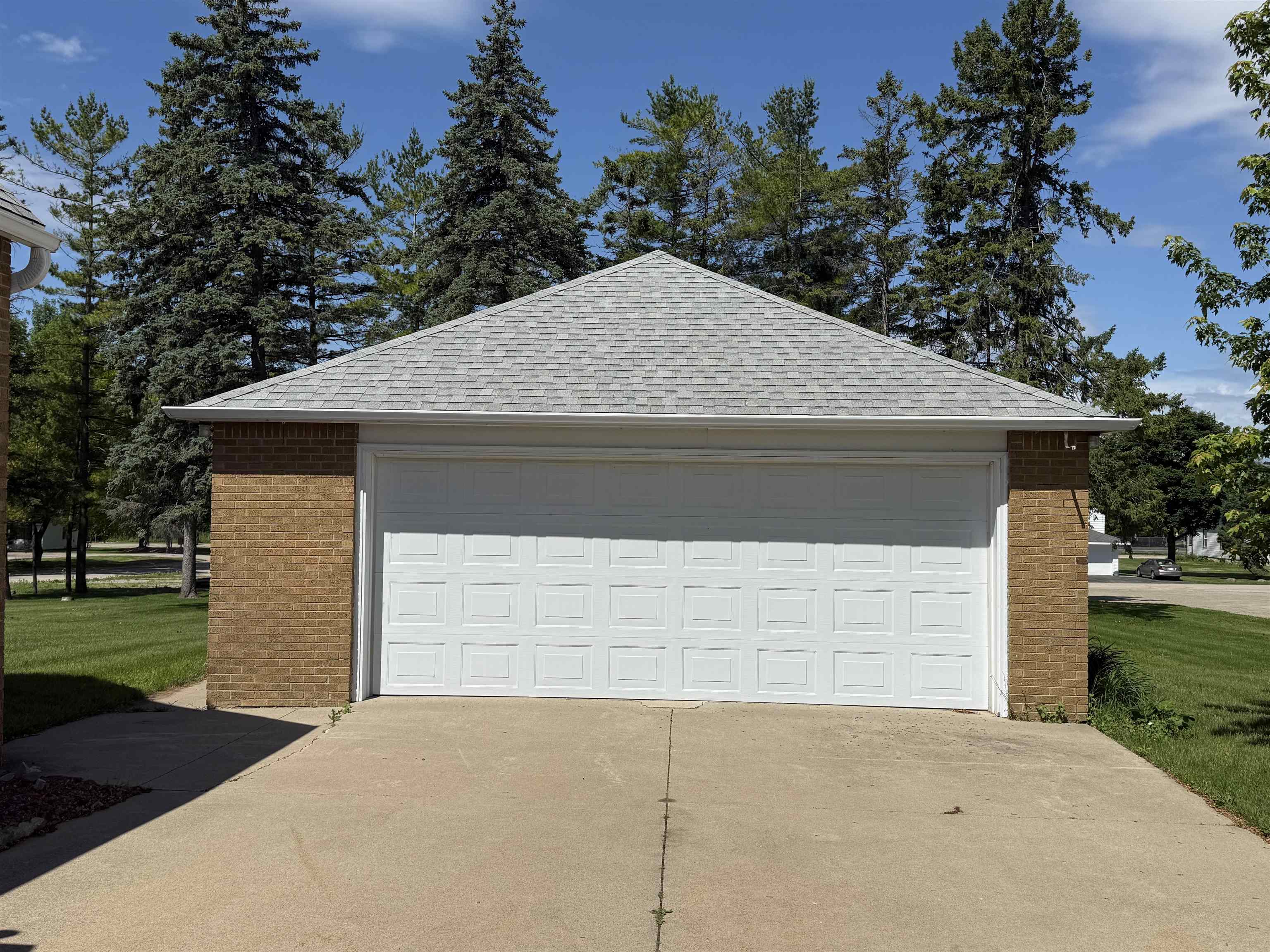 235 S Rosera St, Lena, WI 54139