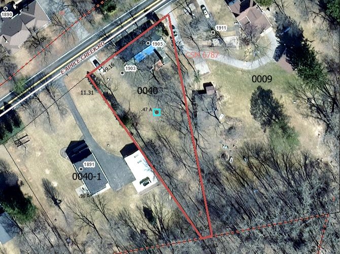 1903 E Apple Creek Rd, Appleton, WI 54913