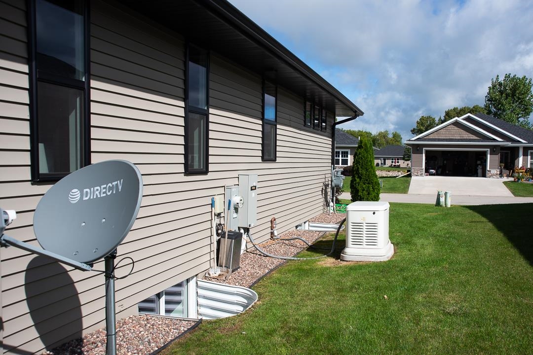5039 N Milkweed Trl, Appleton, WI 54913