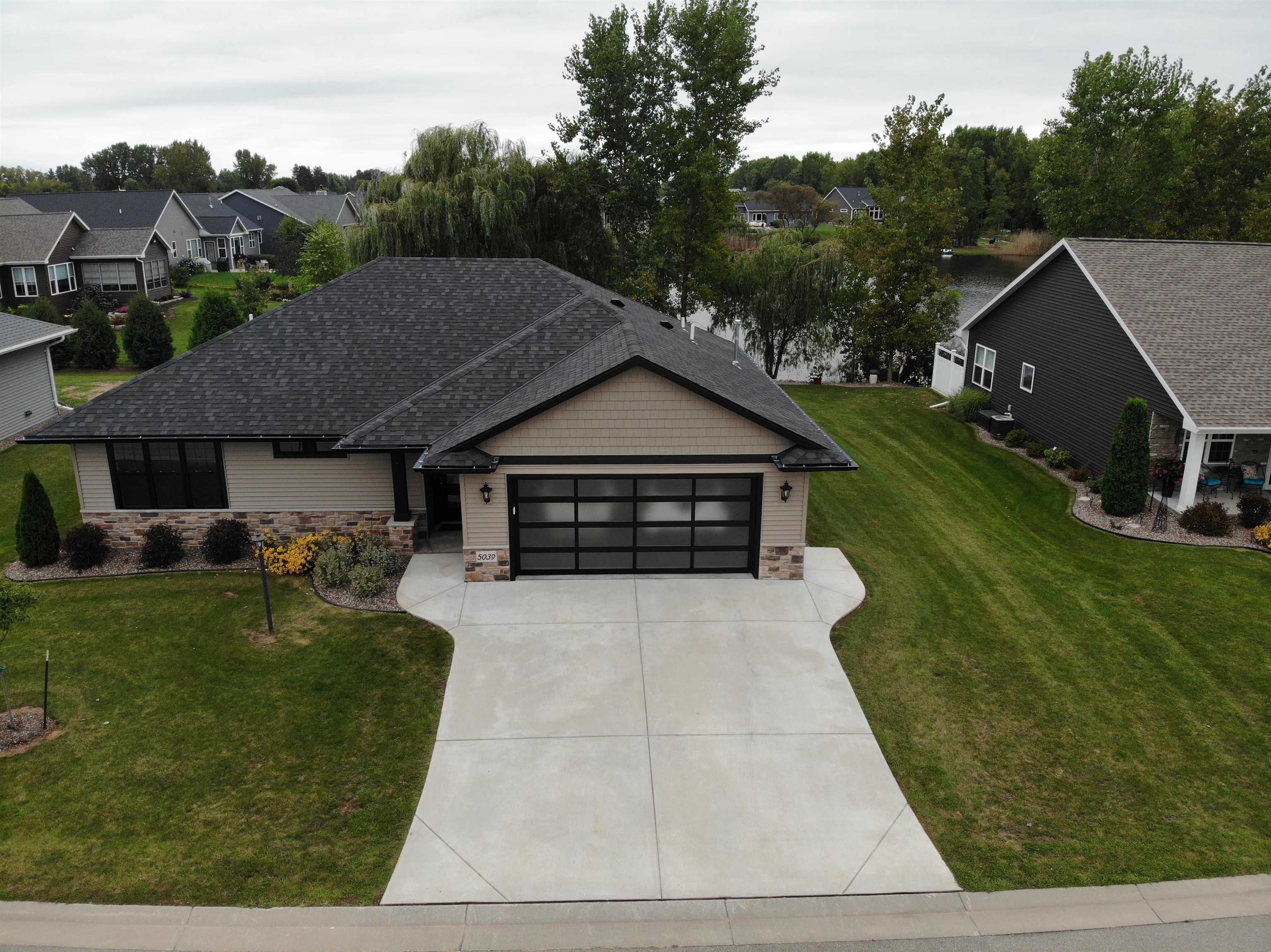 5039 N Milkweed Trl, Appleton, WI 54913