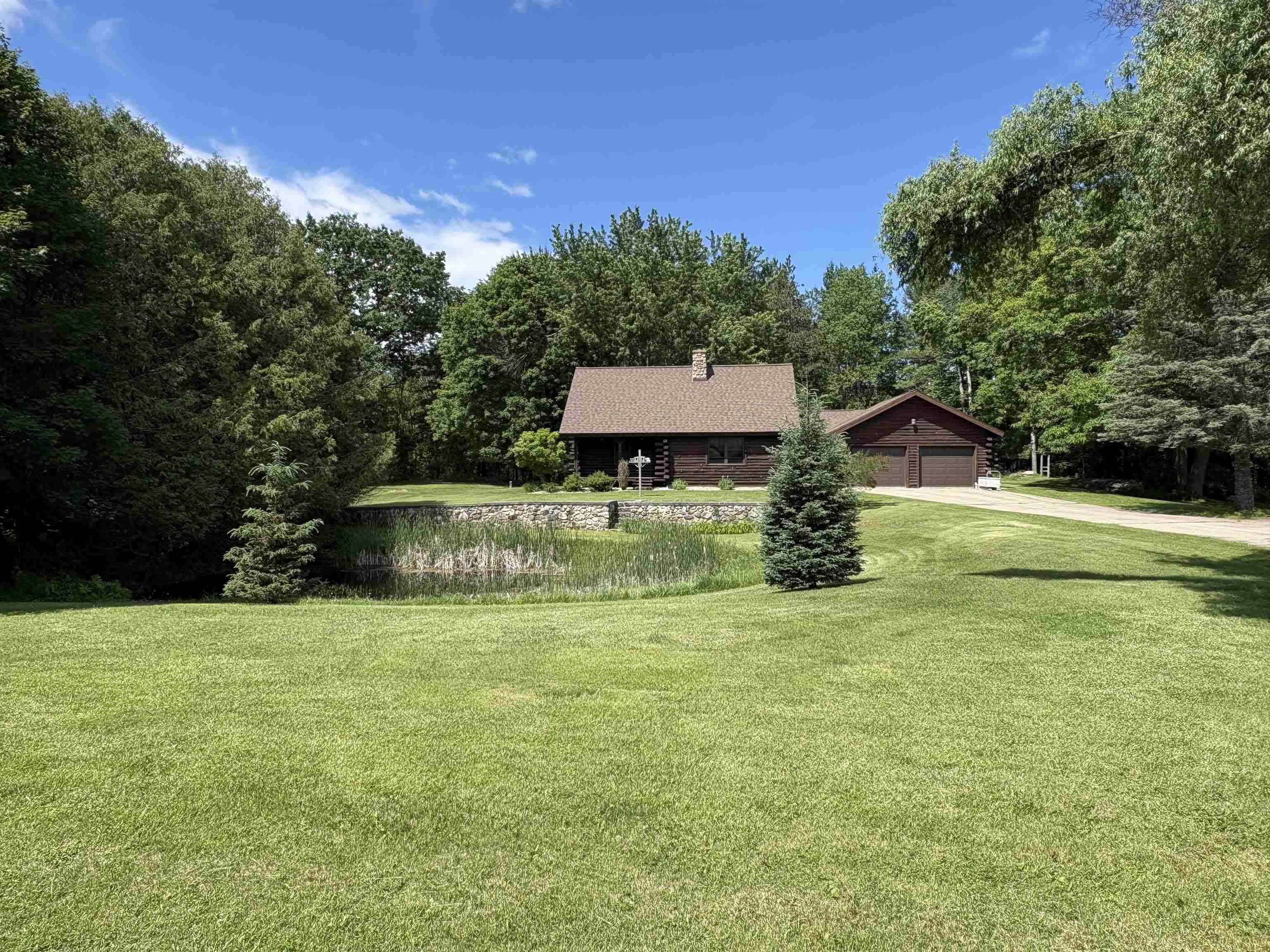 5423 County Road P, Gillett, WI 54124