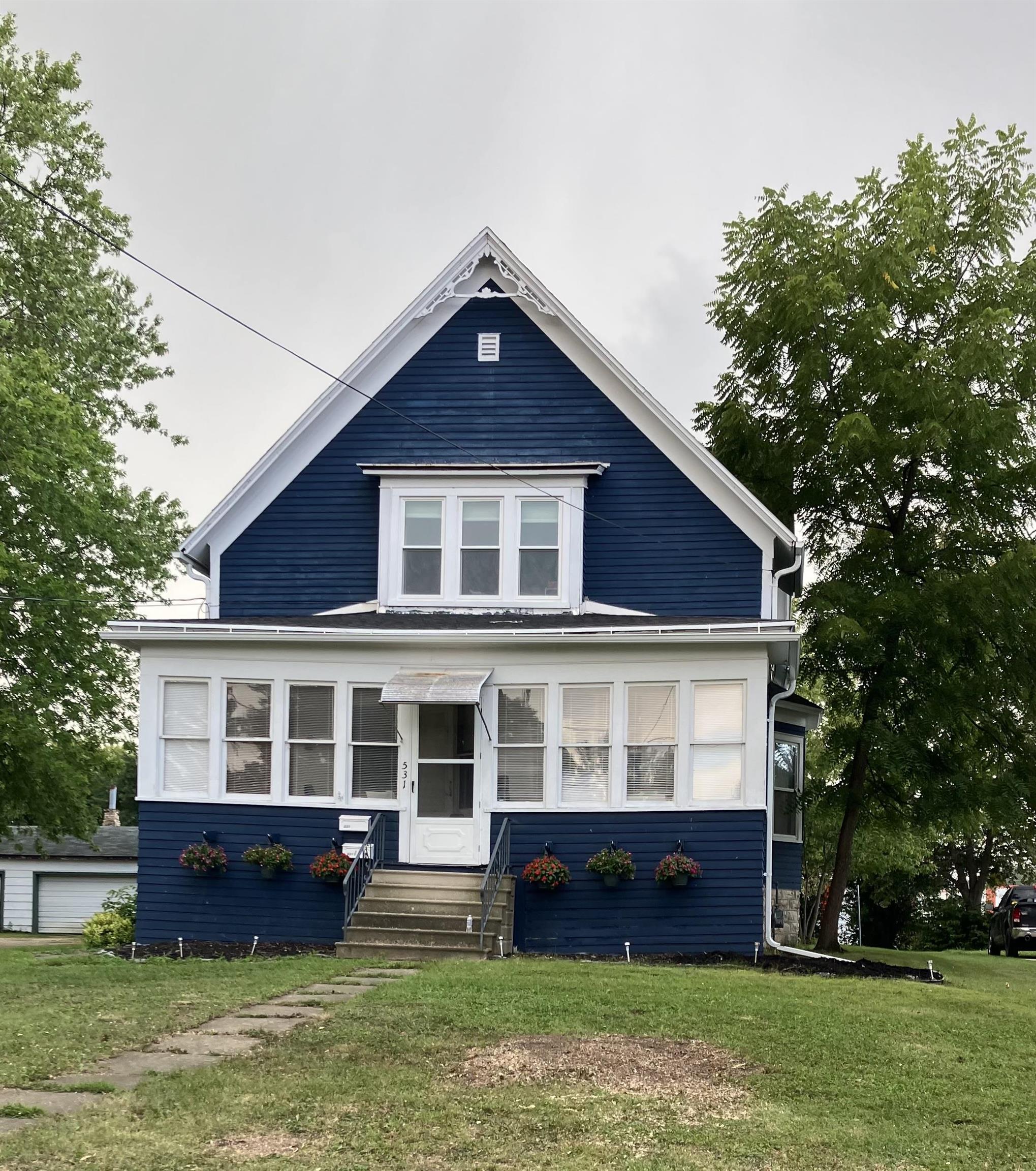 531 N Main St, Seymour, WI 54165