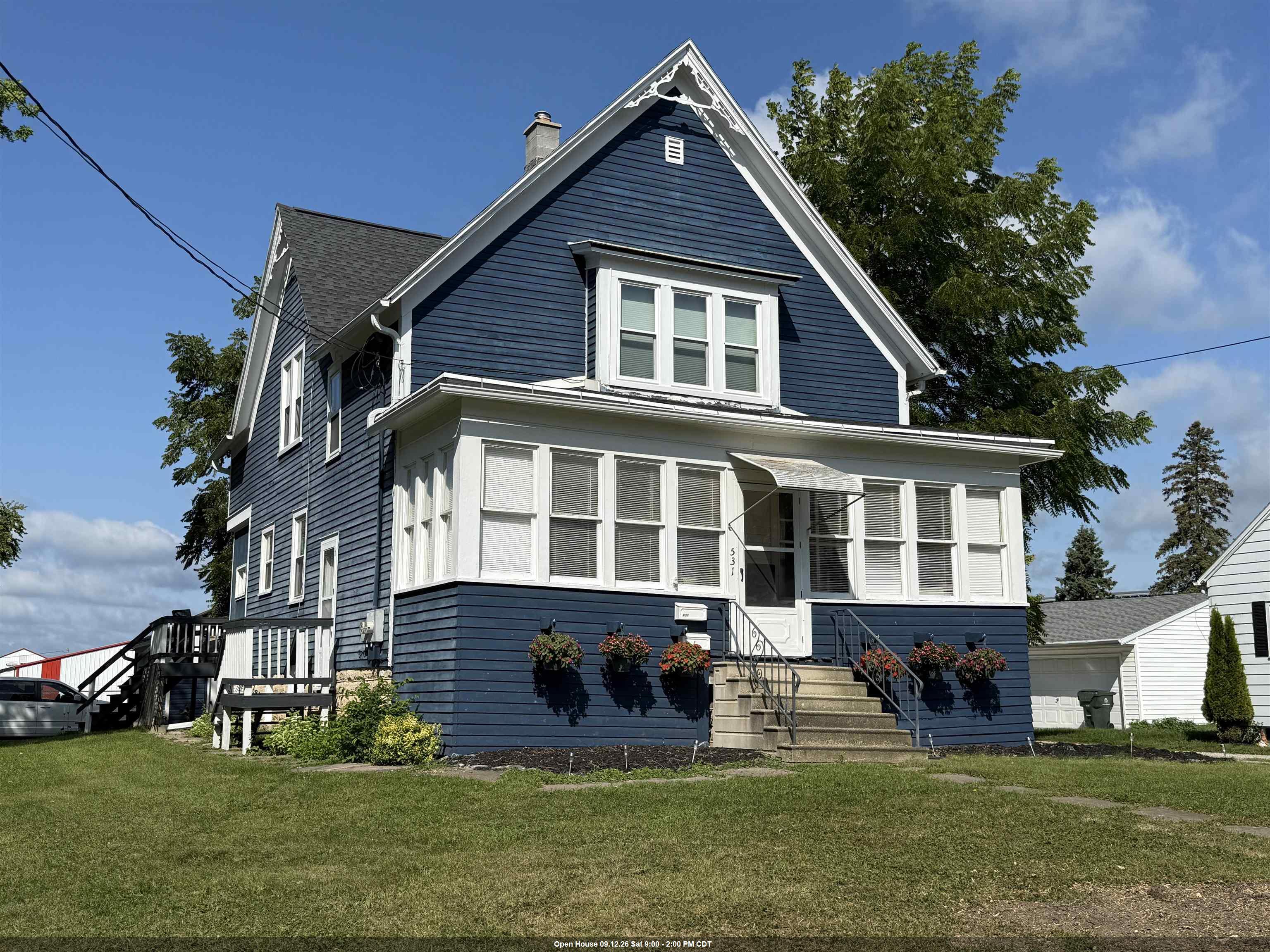 531 N Main St, Seymour, WI 54165