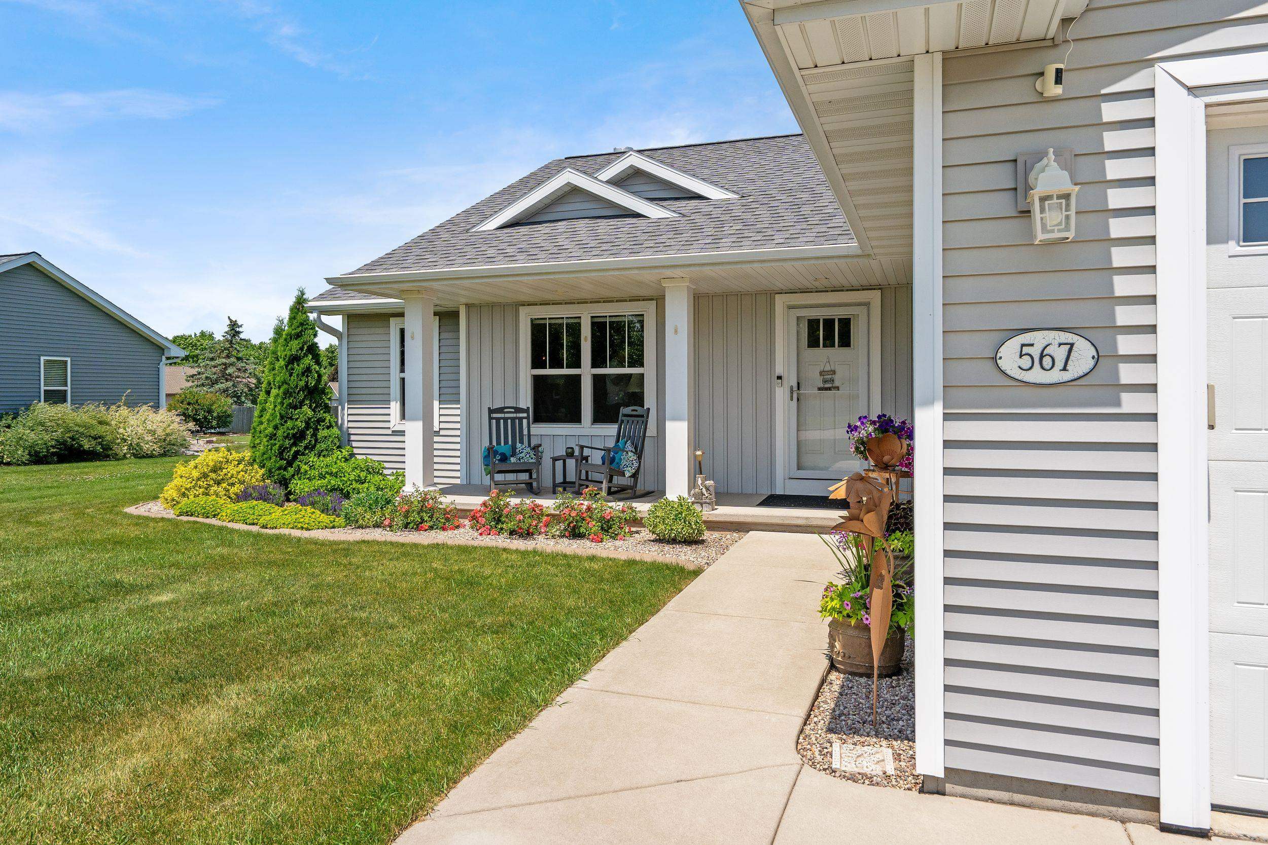 567 Fair St, Wrightstown, WI 54180-1235