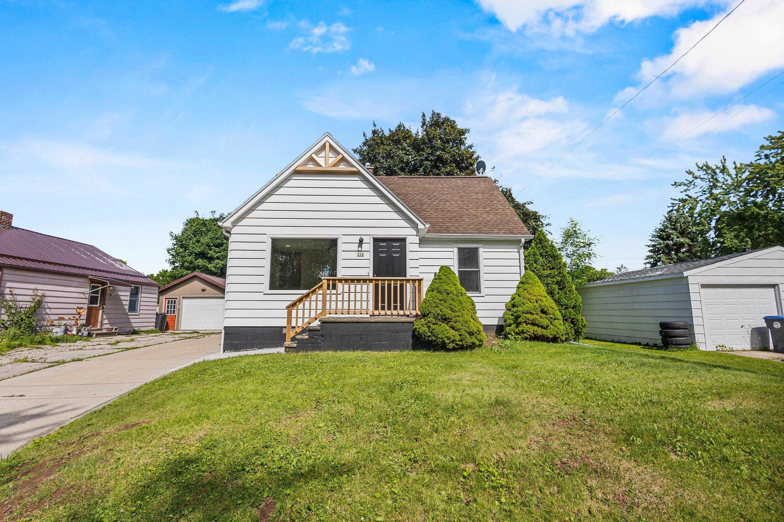 316 Lee St, Denmark, WI 54208