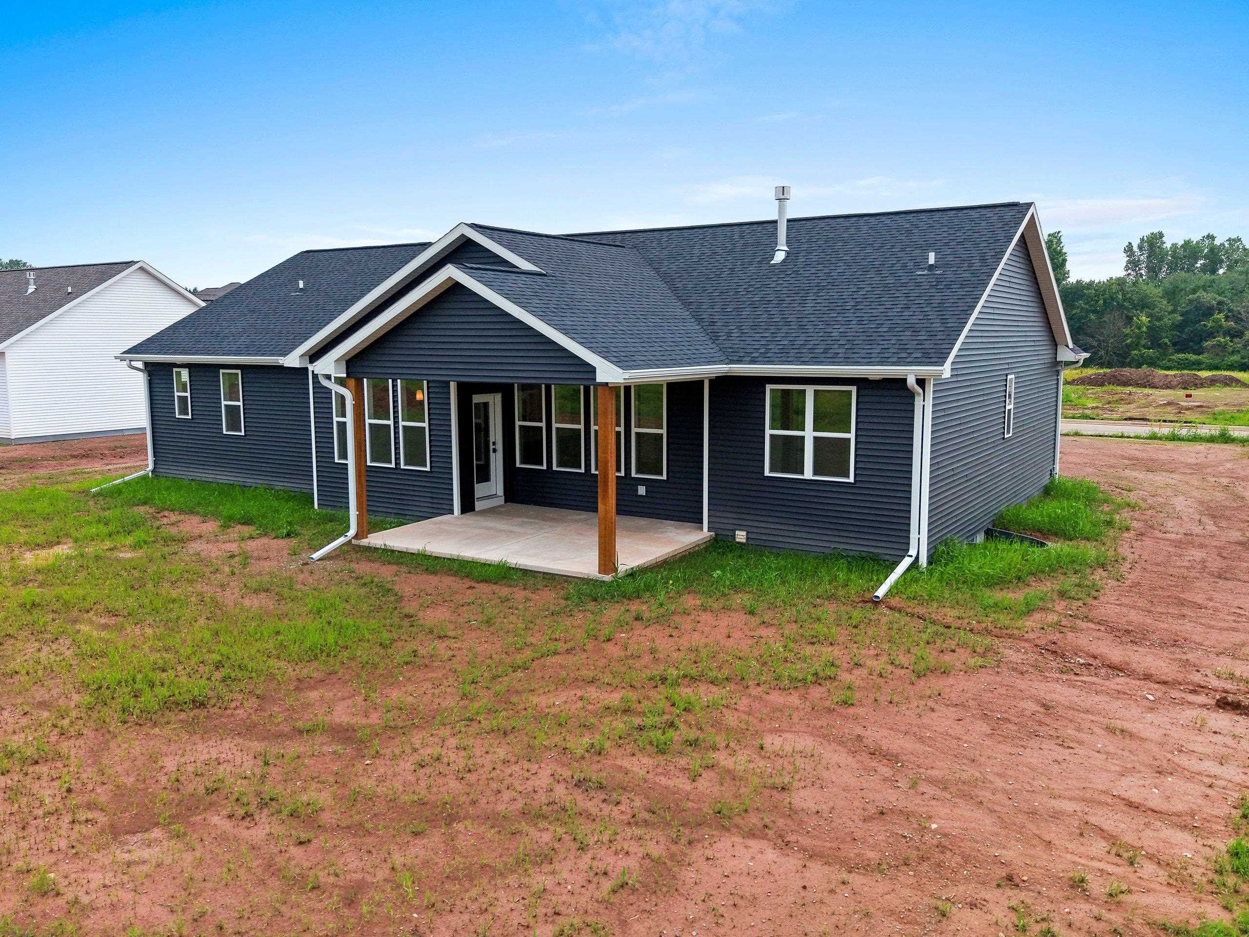 1607 Torchwood Trl, De Pere, WI 54115