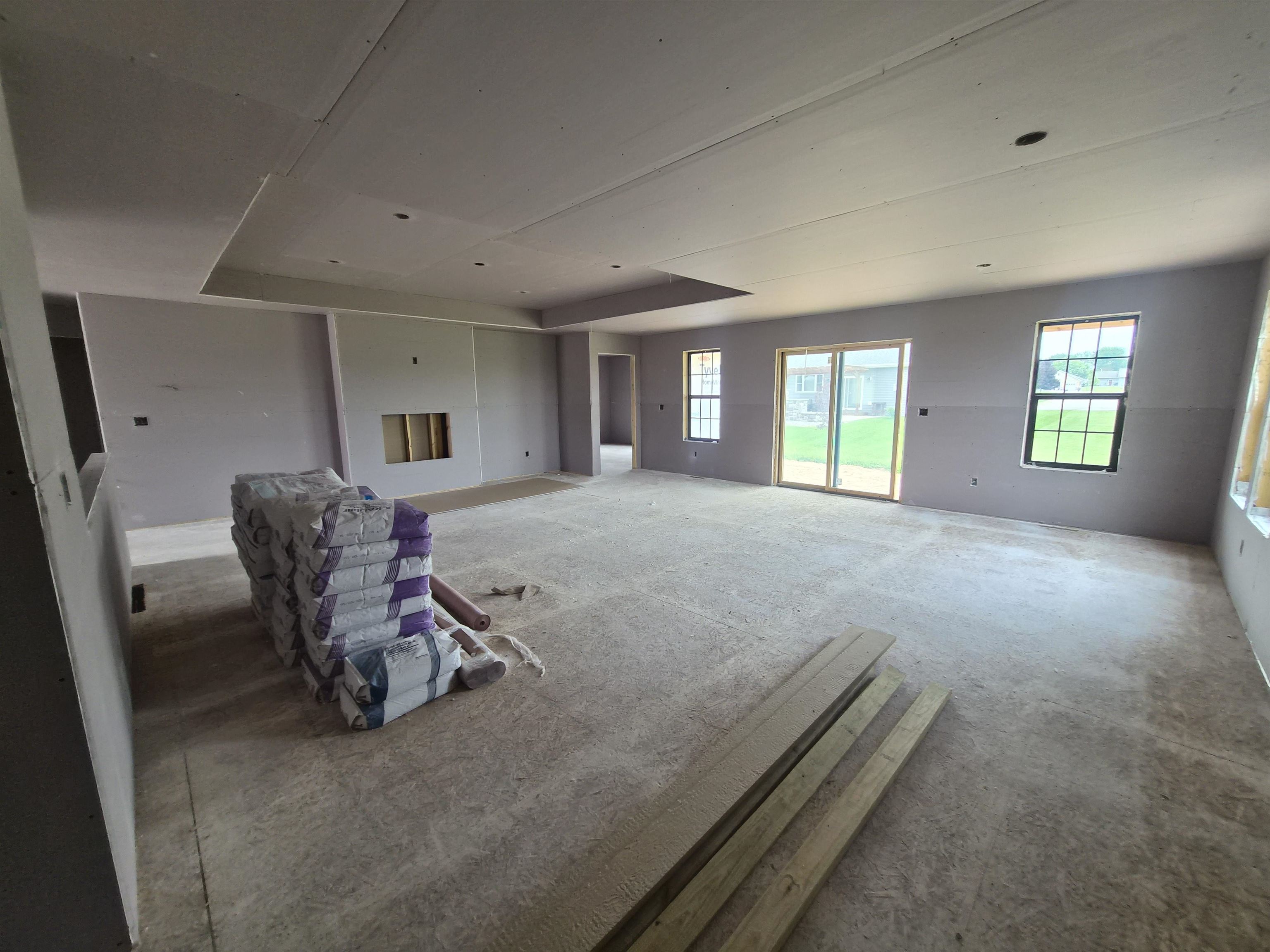 1041 Maple Vista Ct, Seymour, WI 54165