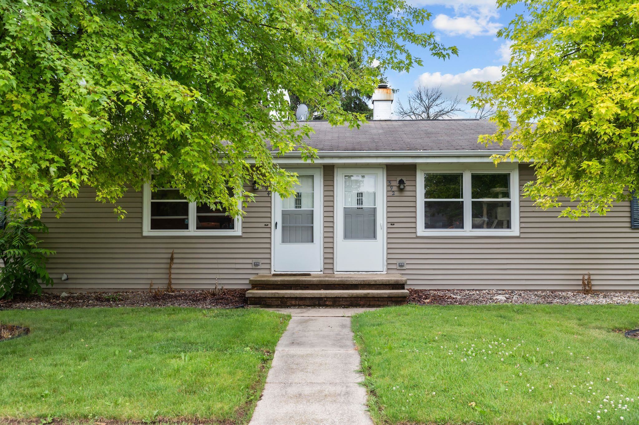 594 Linda Ct, Kaukauna, WI 54130