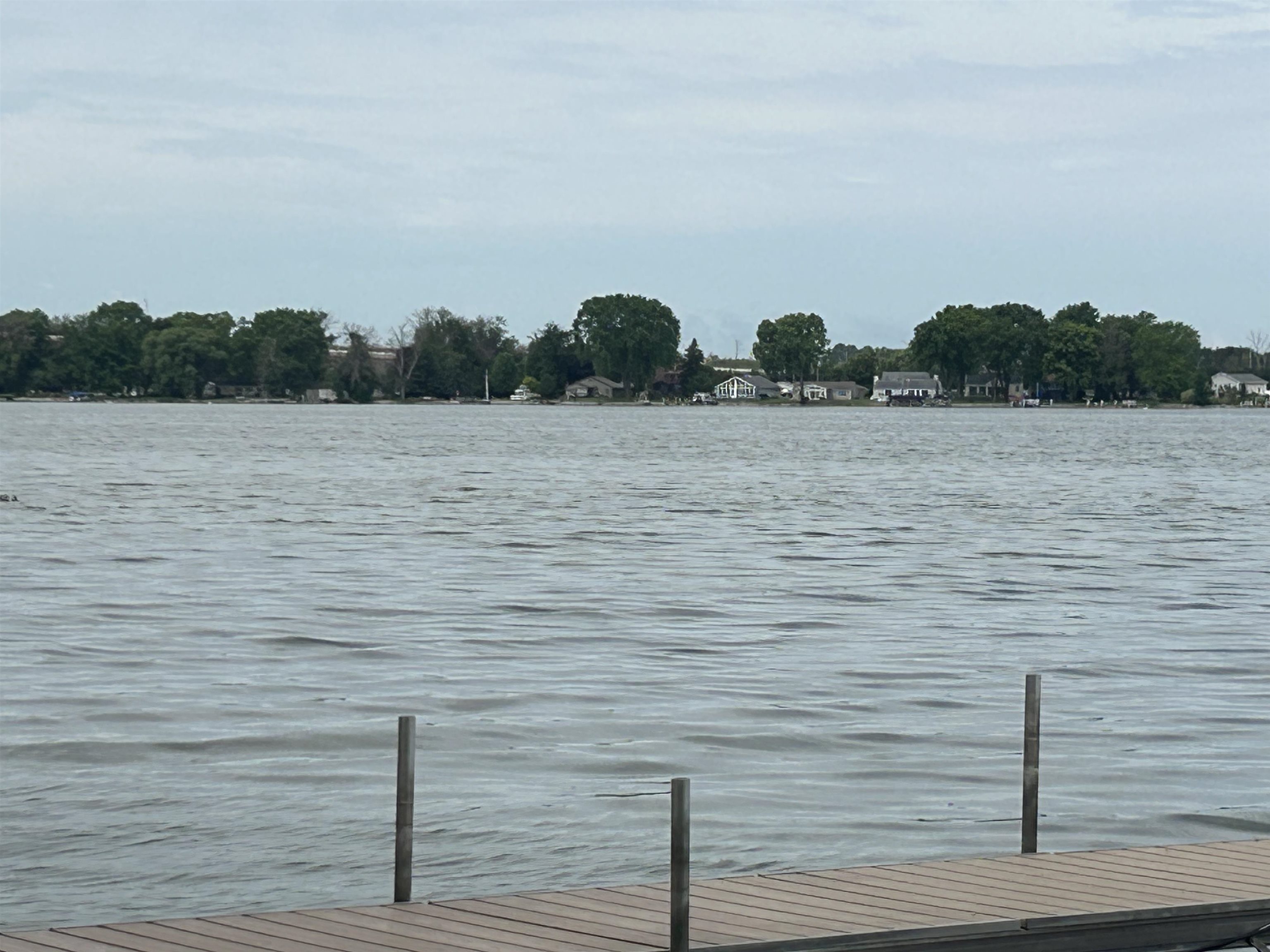 1196 Pages Point Dr, Menasha, WI 54952
