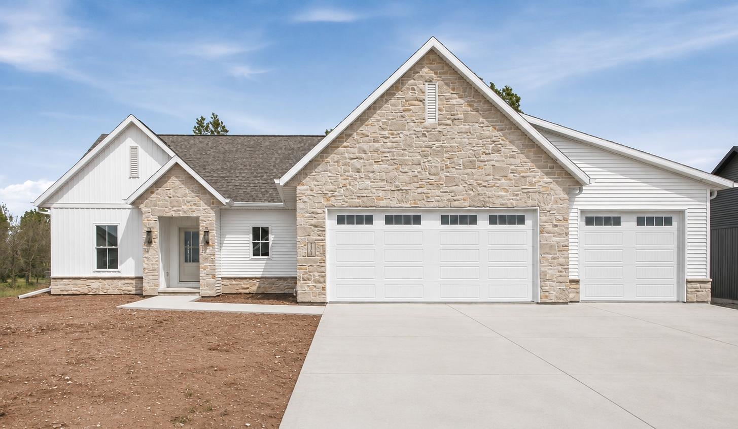 3741 Edwina Dr, De Pere, WI 54115