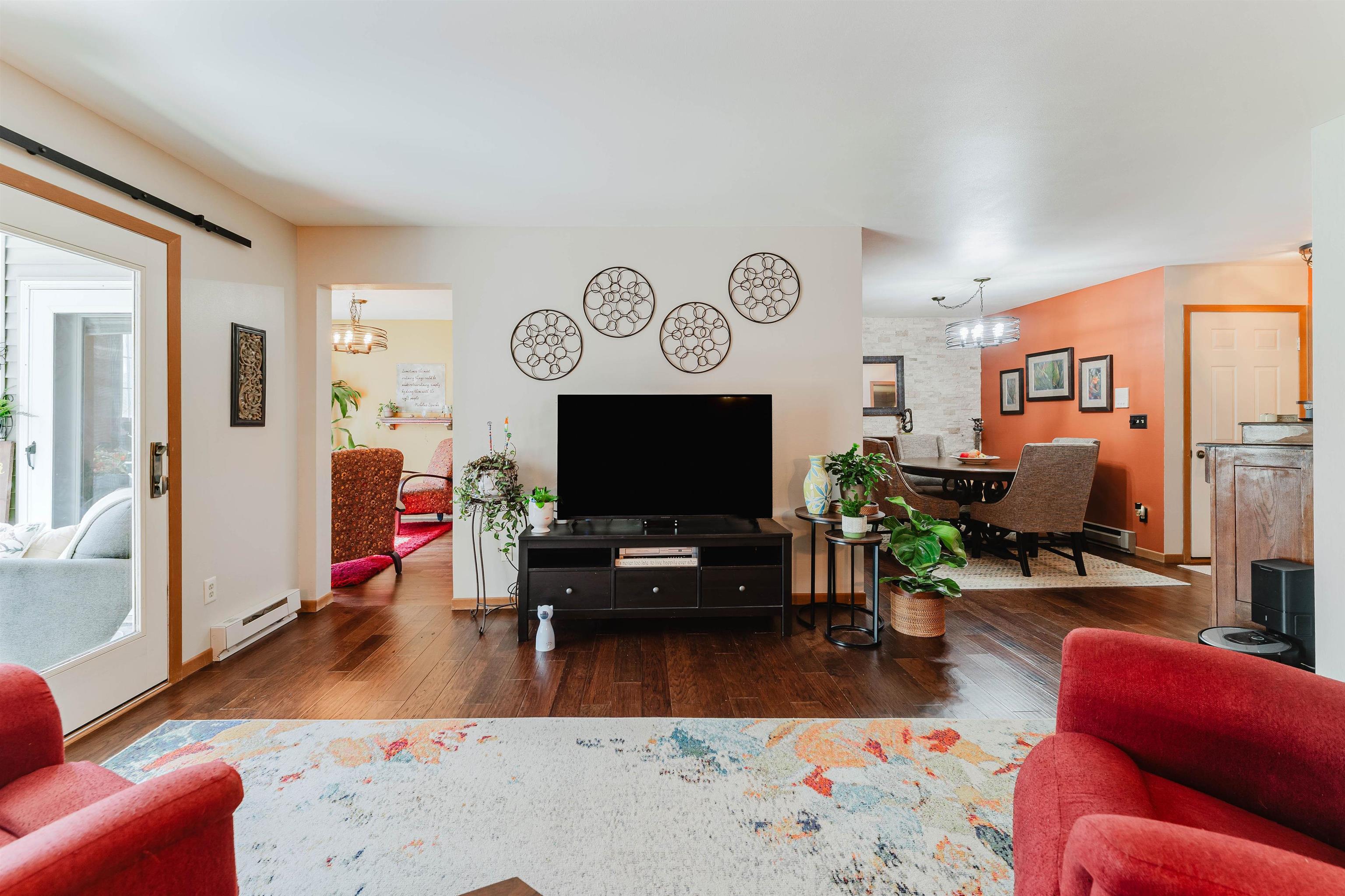 2520 Village Ln #A, Oshkosh, WI 54904-8357