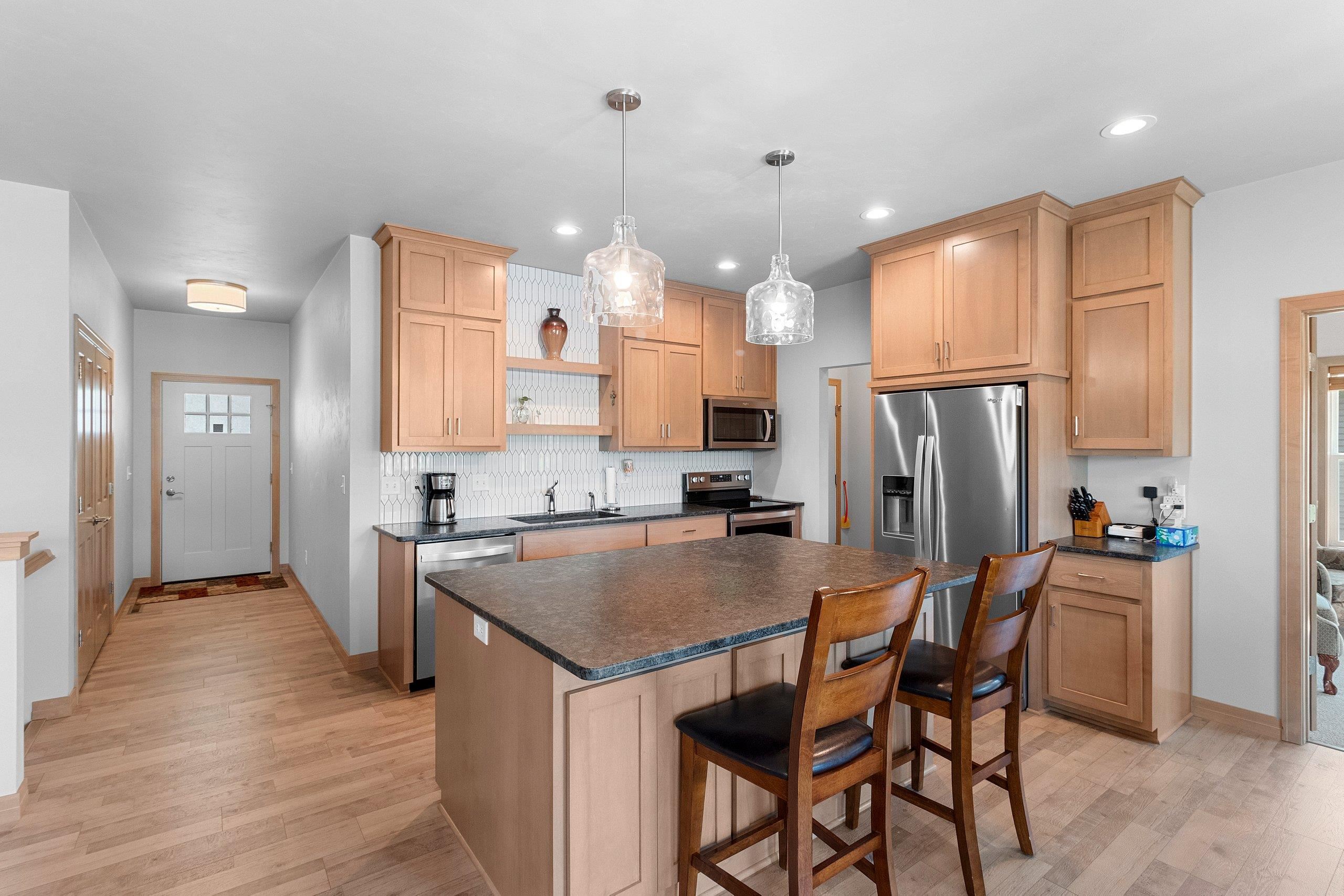 5042 Milkweed Trl, Appleton, WI 54913