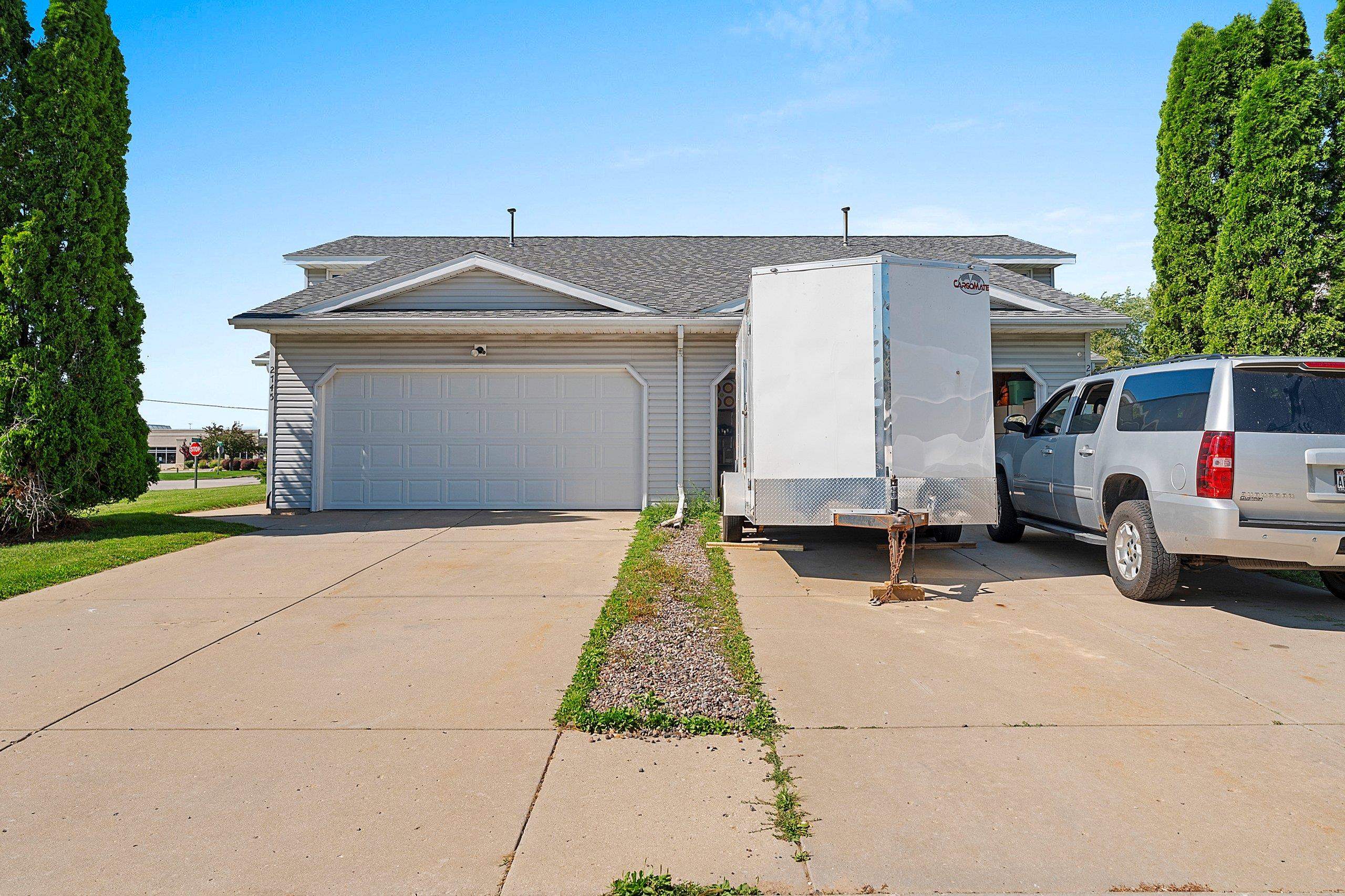 2745 Monaco Dr, Green Bay, WI 54311-6683