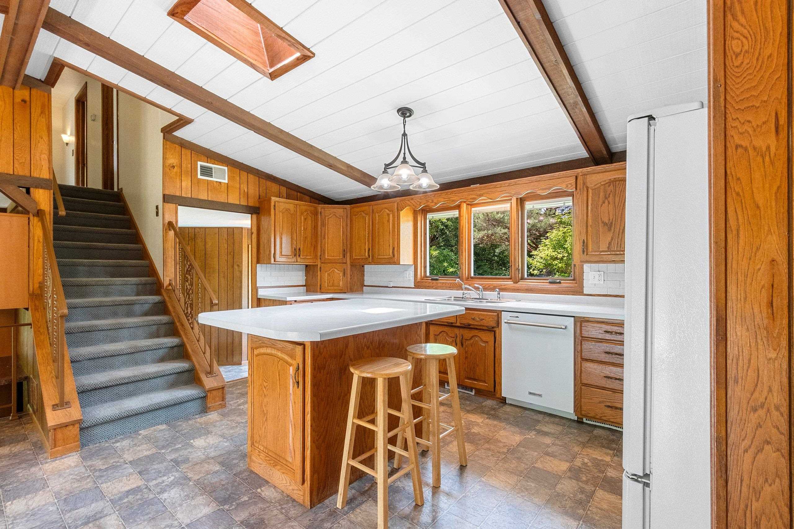 4351 Creamery Rd, De Pere, WI 54115