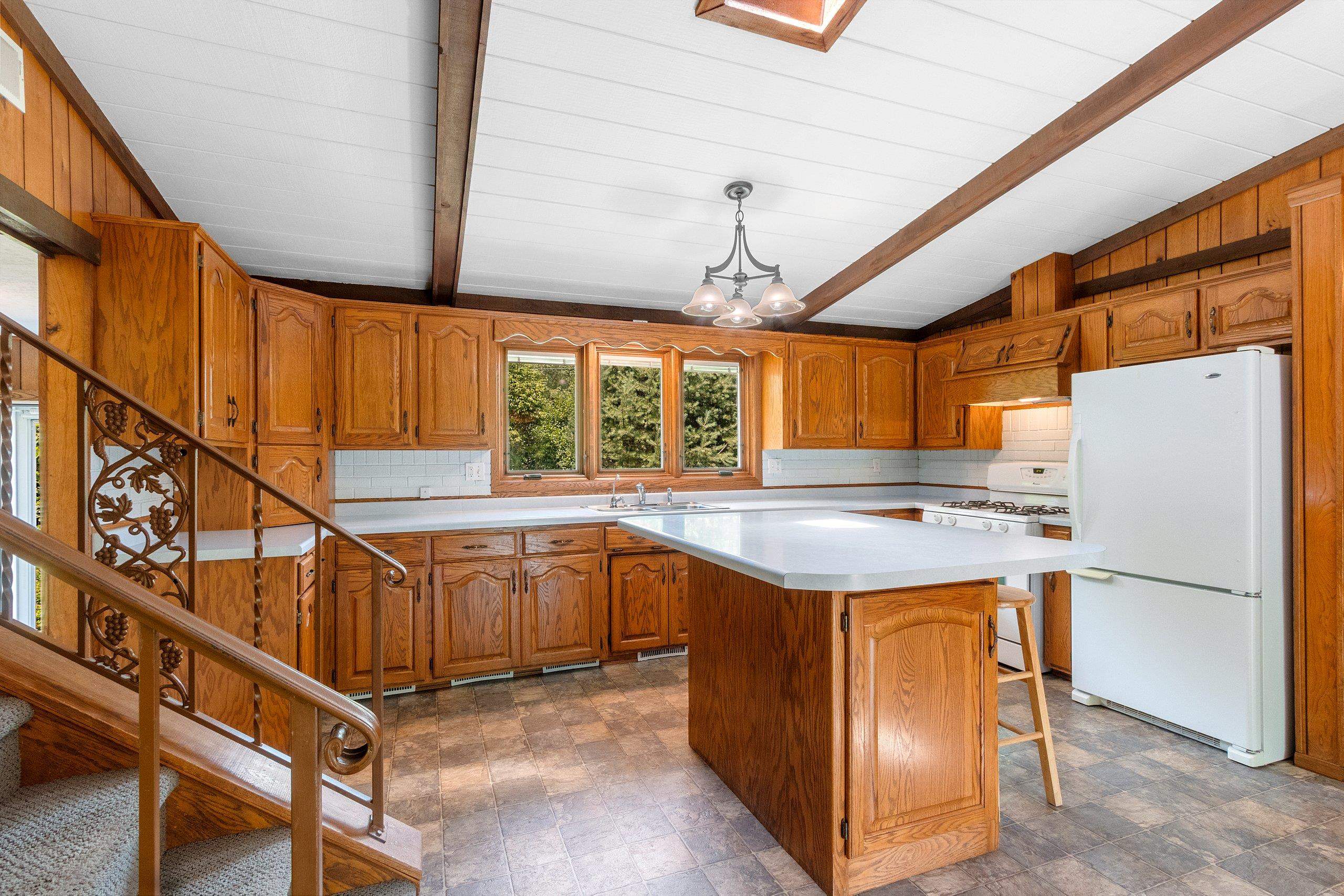 4351 Creamery Rd, De Pere, WI 54115
