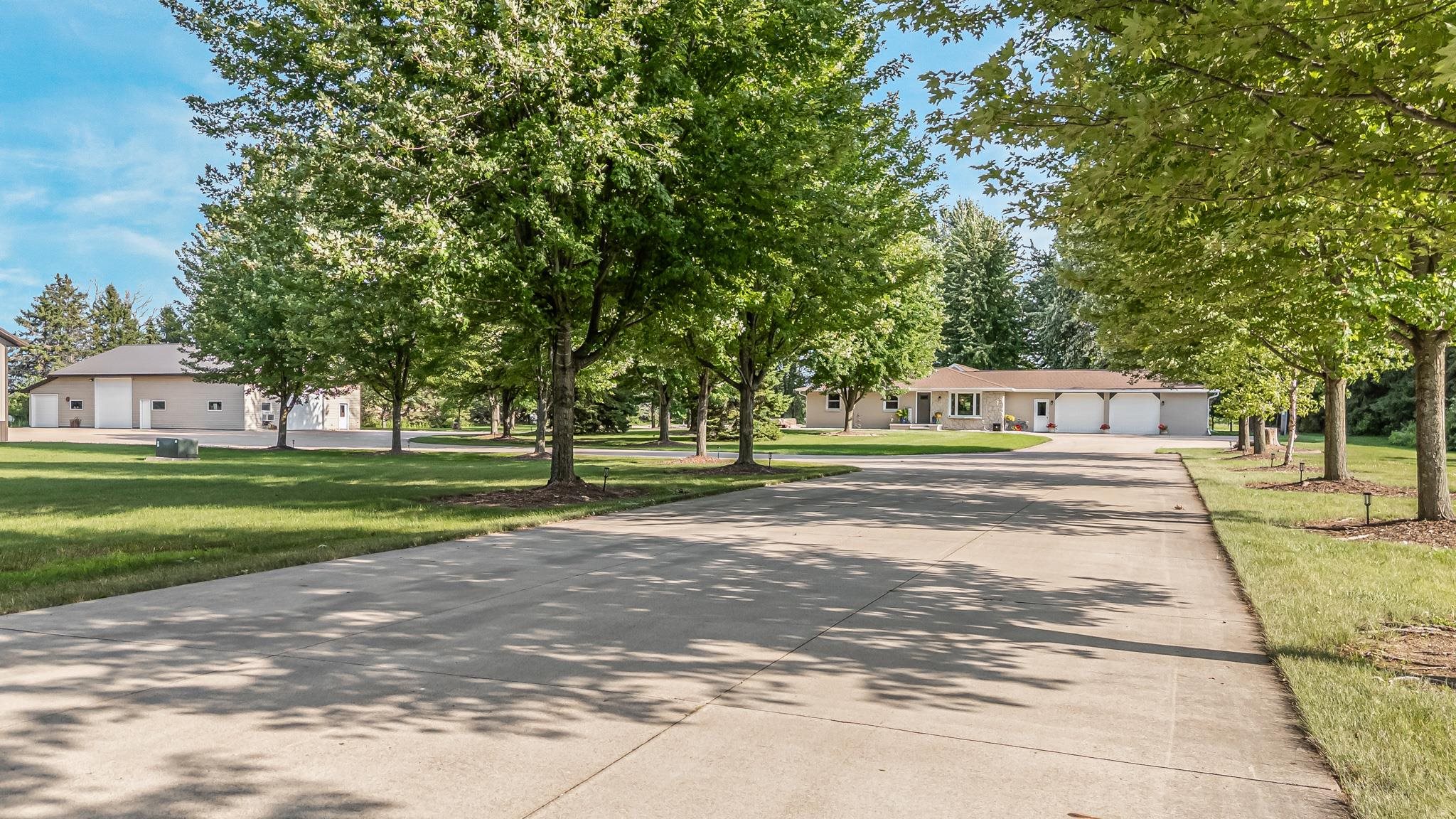 W2221 County Rd Uu, Appleton, WI 54913