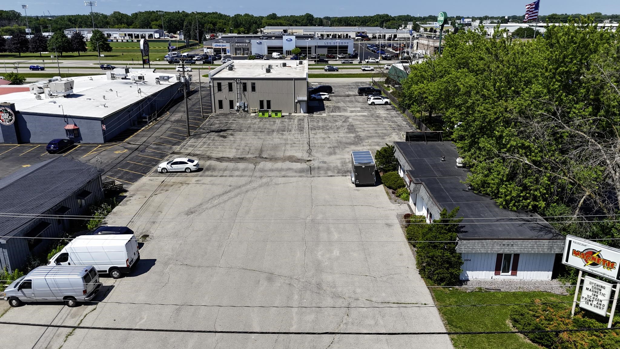 3003 W College Ave, Appleton, WI 54914