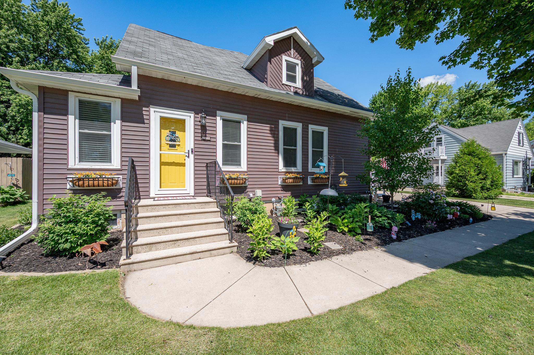 2686 Beaumont St, Green Bay, WI 54301