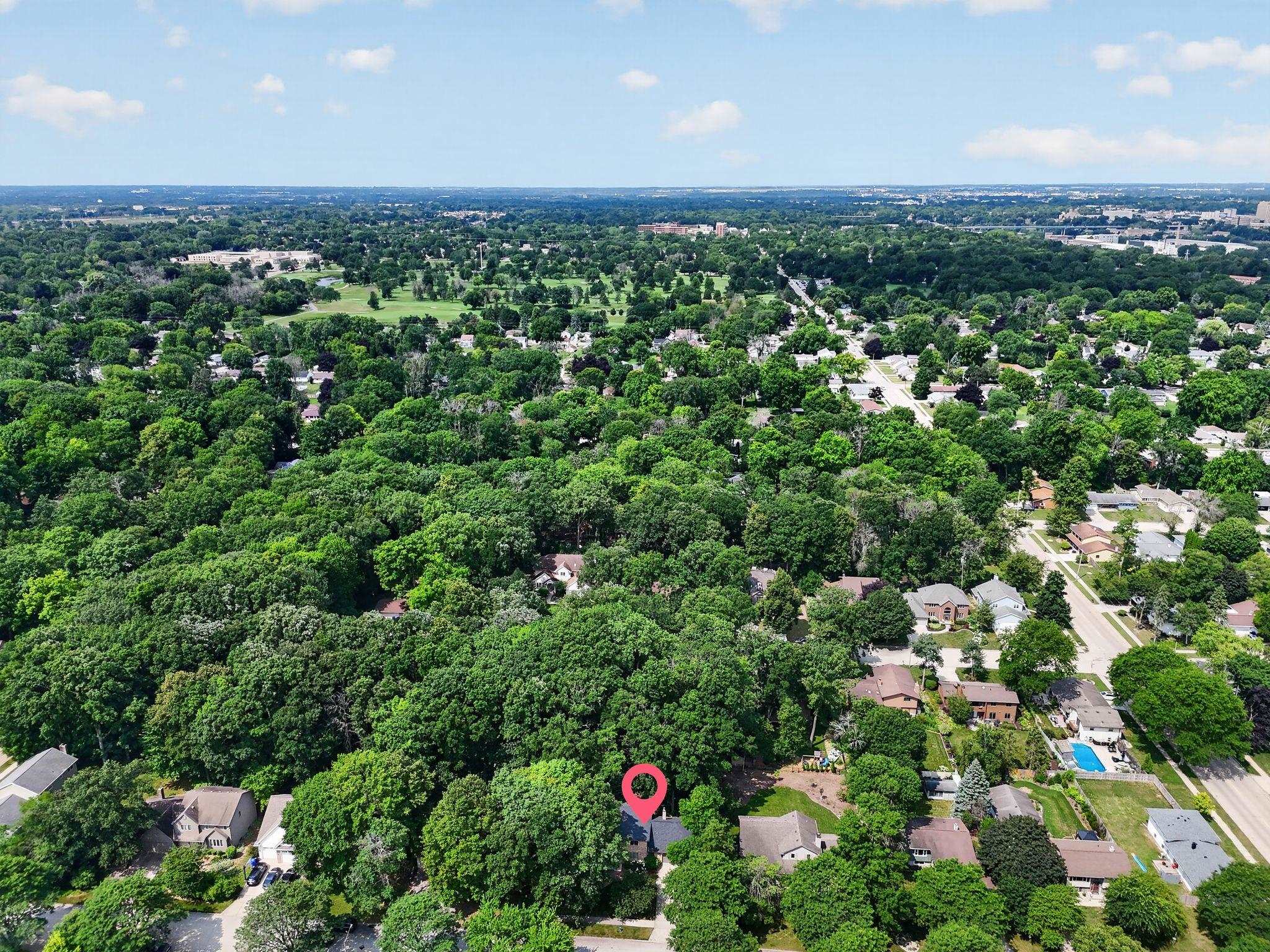 1511 S Rebecca Ln, Appleton, WI 54915