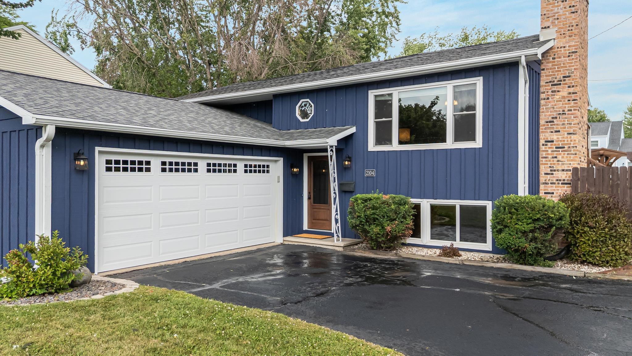 2104 Hazel St, Oshkosh, WI 54901