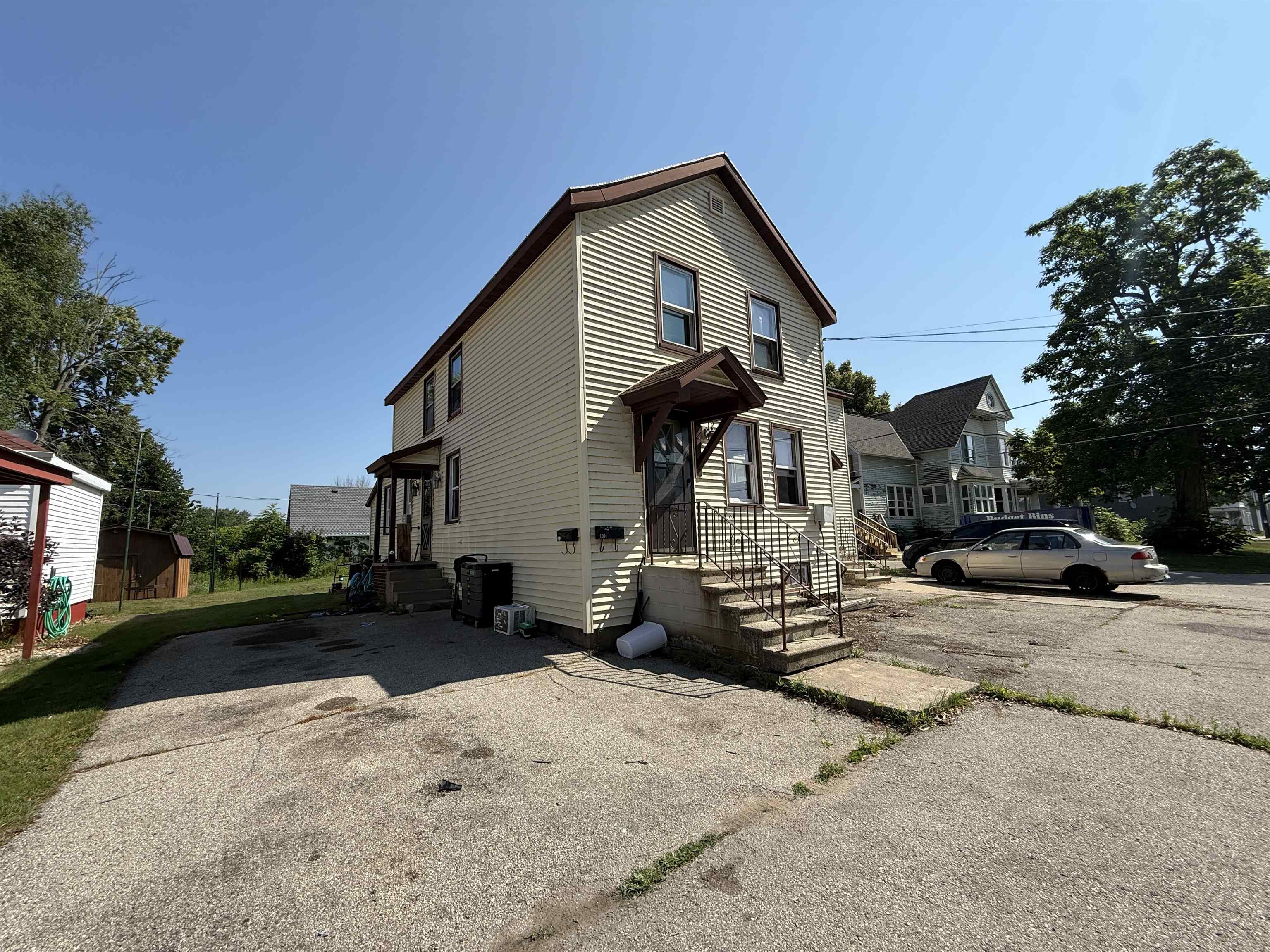 106 Pecor St, Oconto, WI 54153