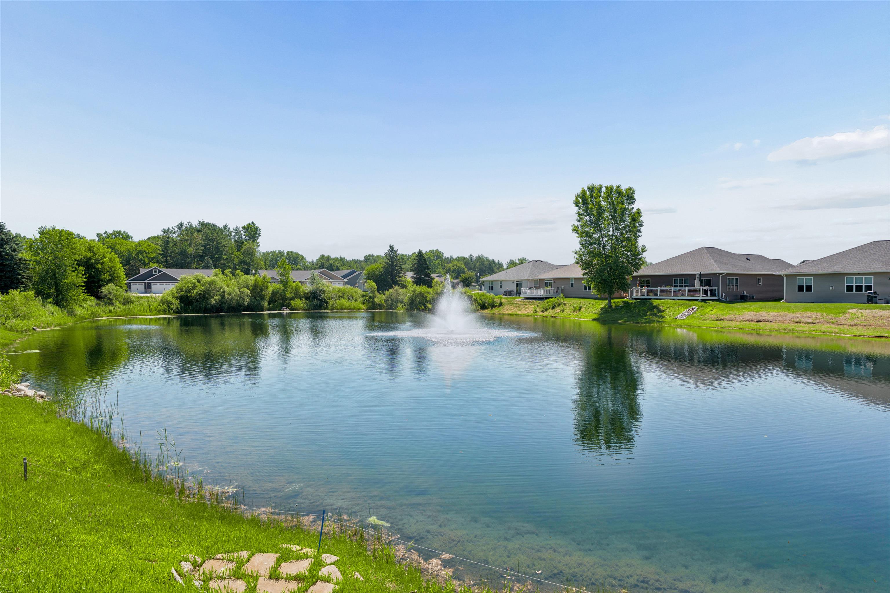 5078 N Milkweed Trl, Appleton, WI 54913