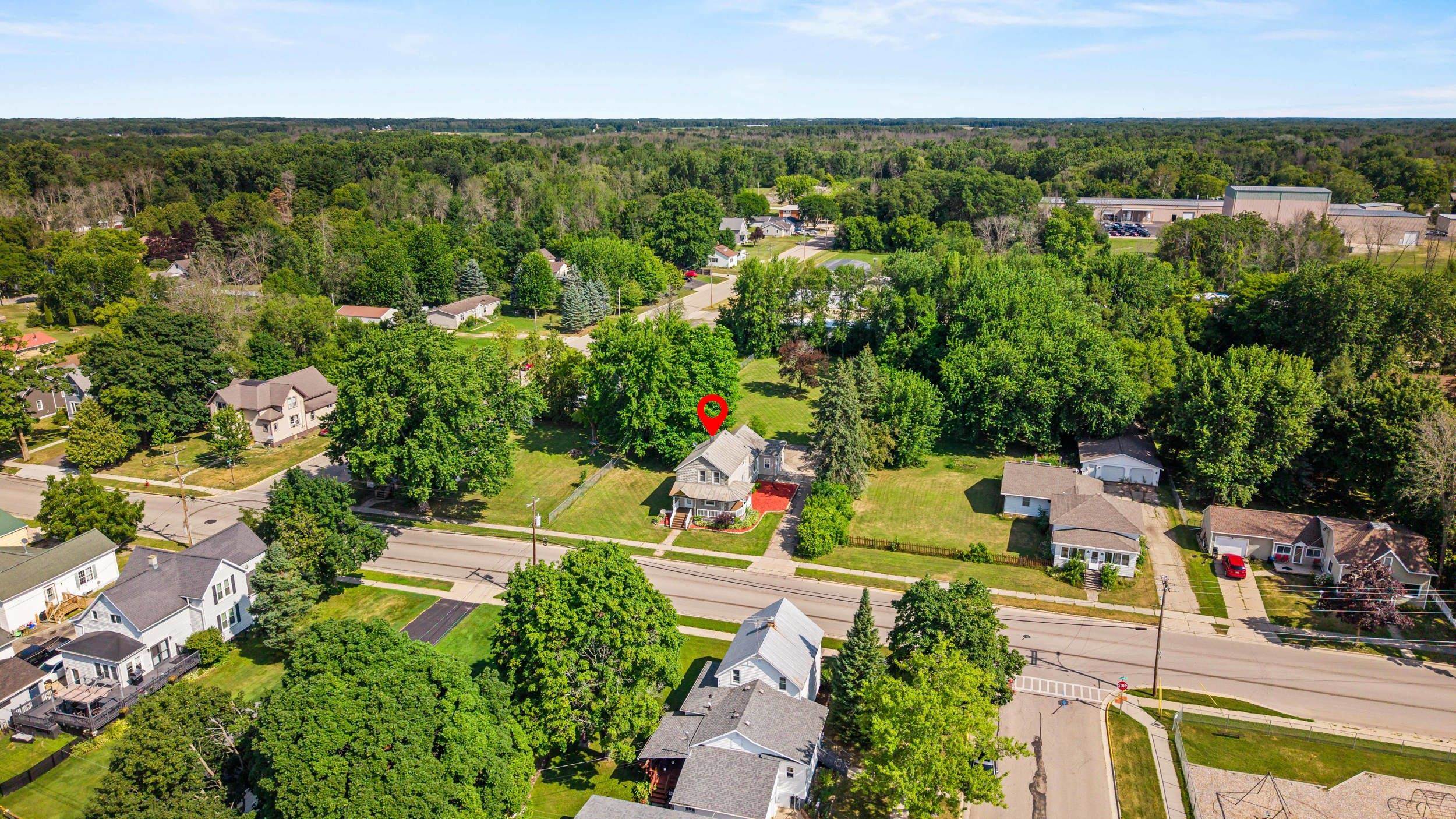 417 Madison St, Oconto, WI 54153