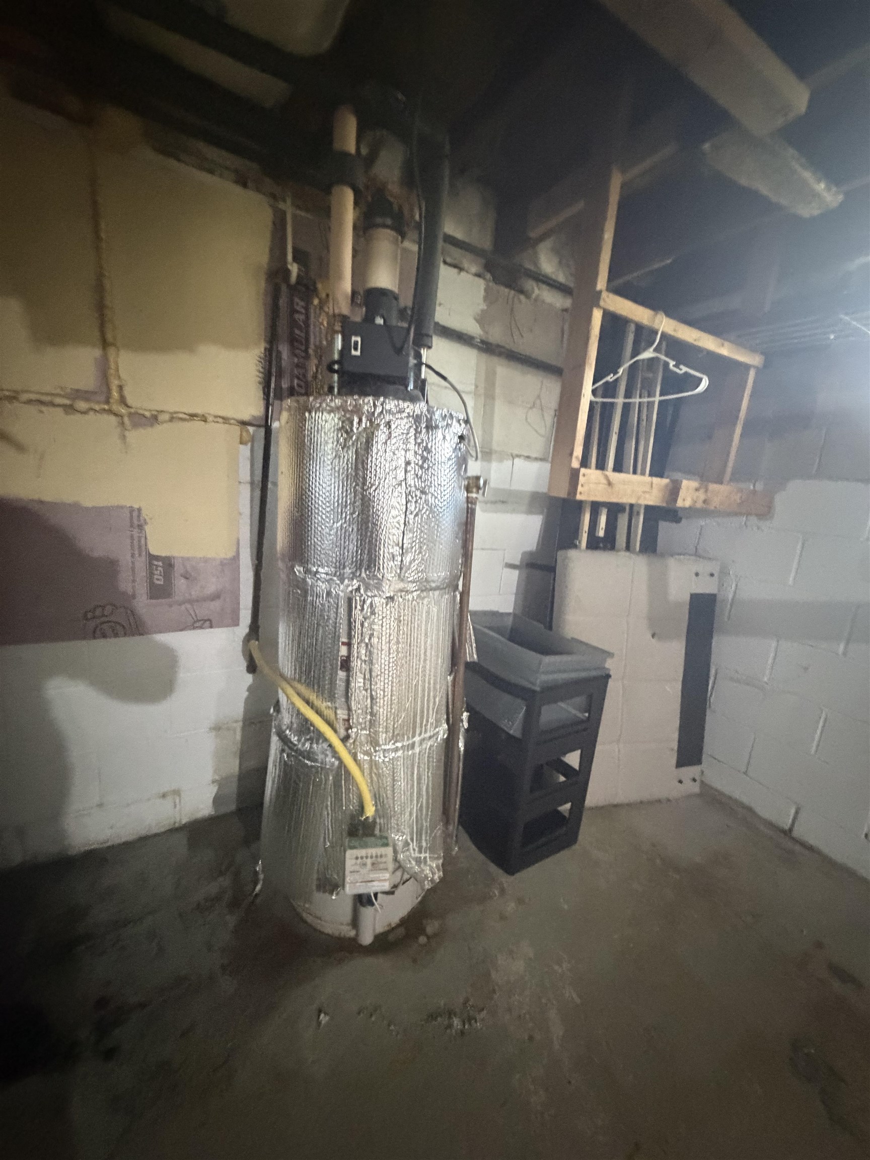 1031 Clay St, Green Bay, WI 54302