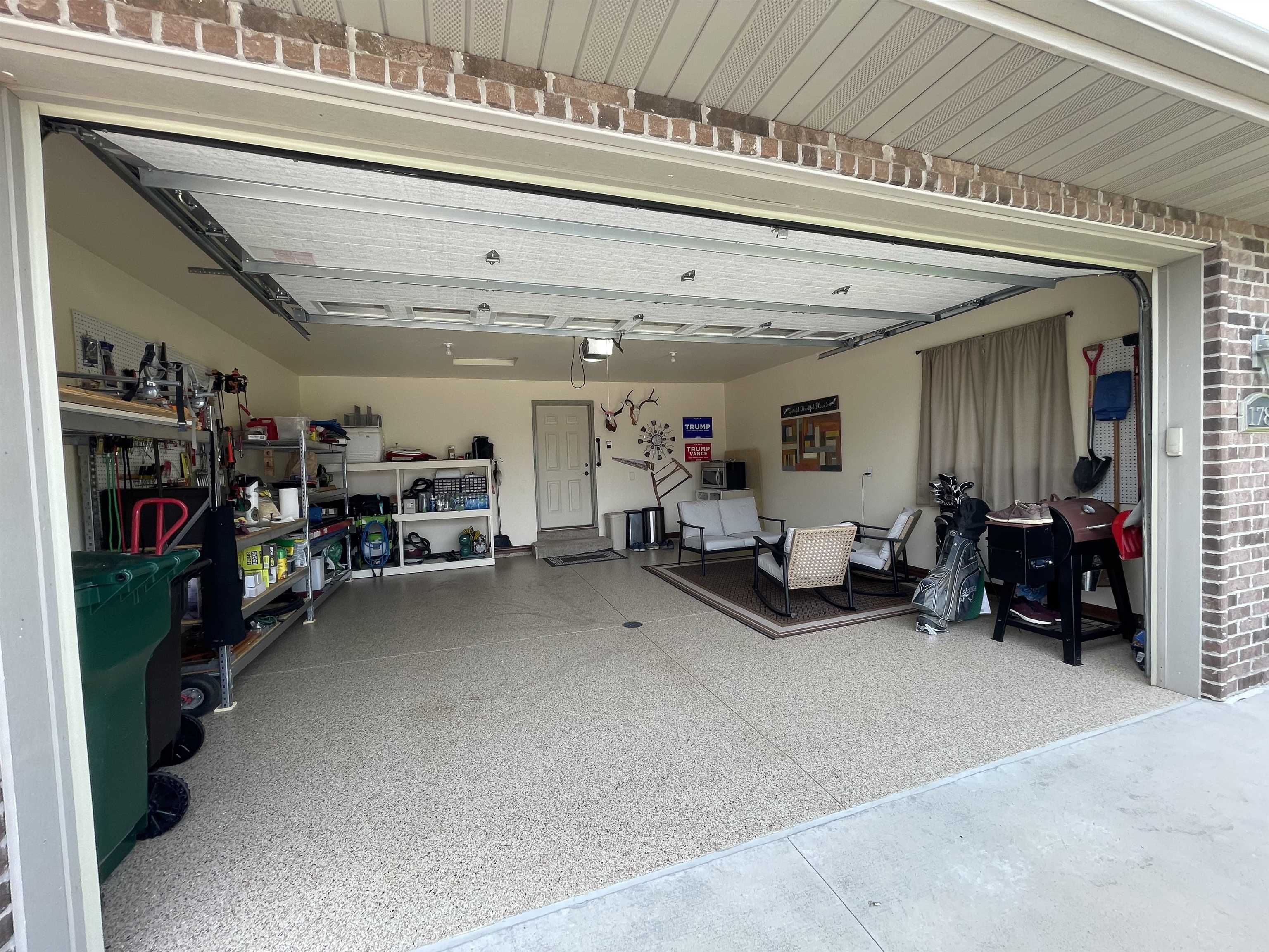 1782 Condor Ln, Green Bay, WI 54313