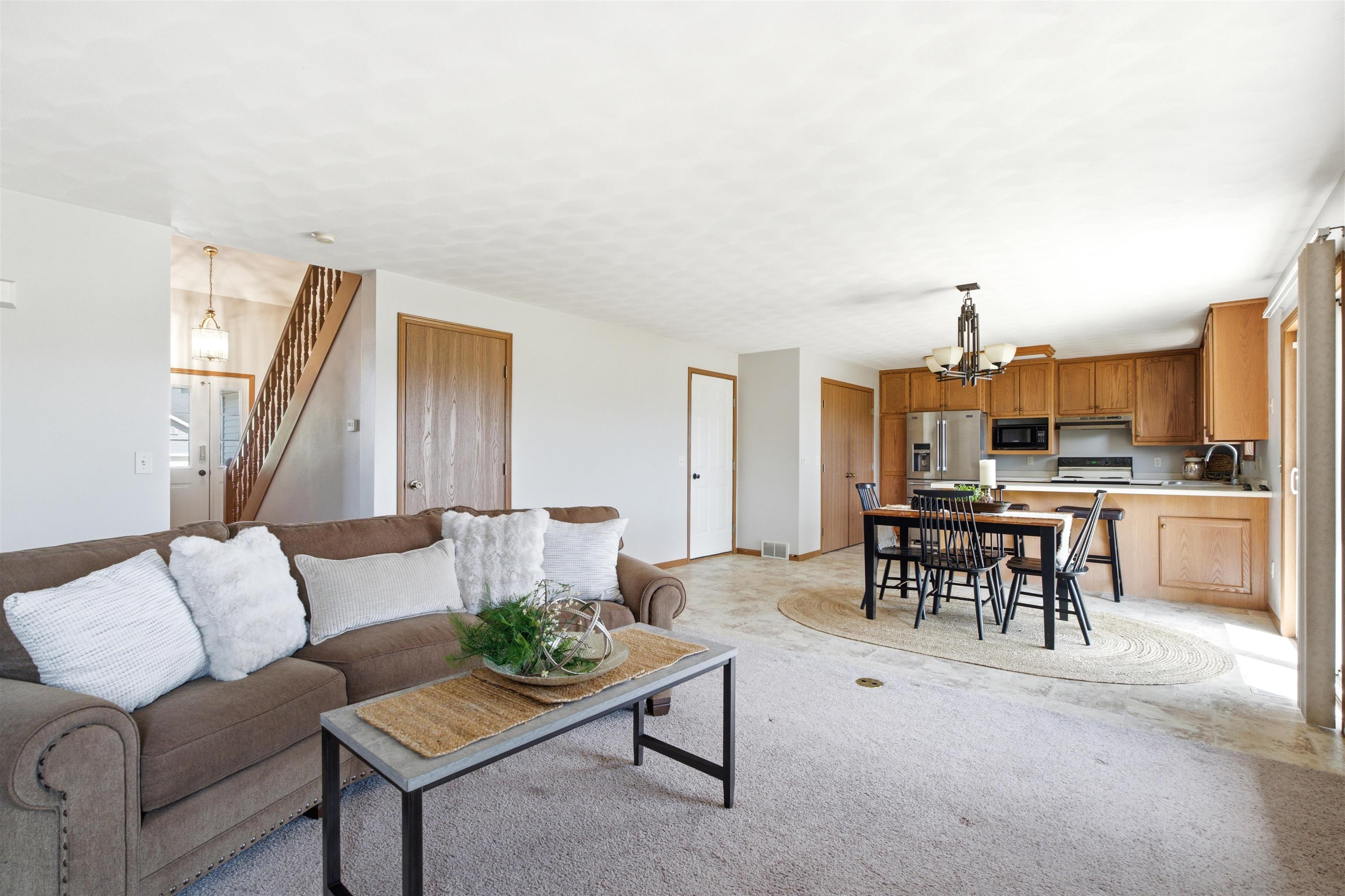 N9678 Hopfensperger Rd, Appleton, WI 54915