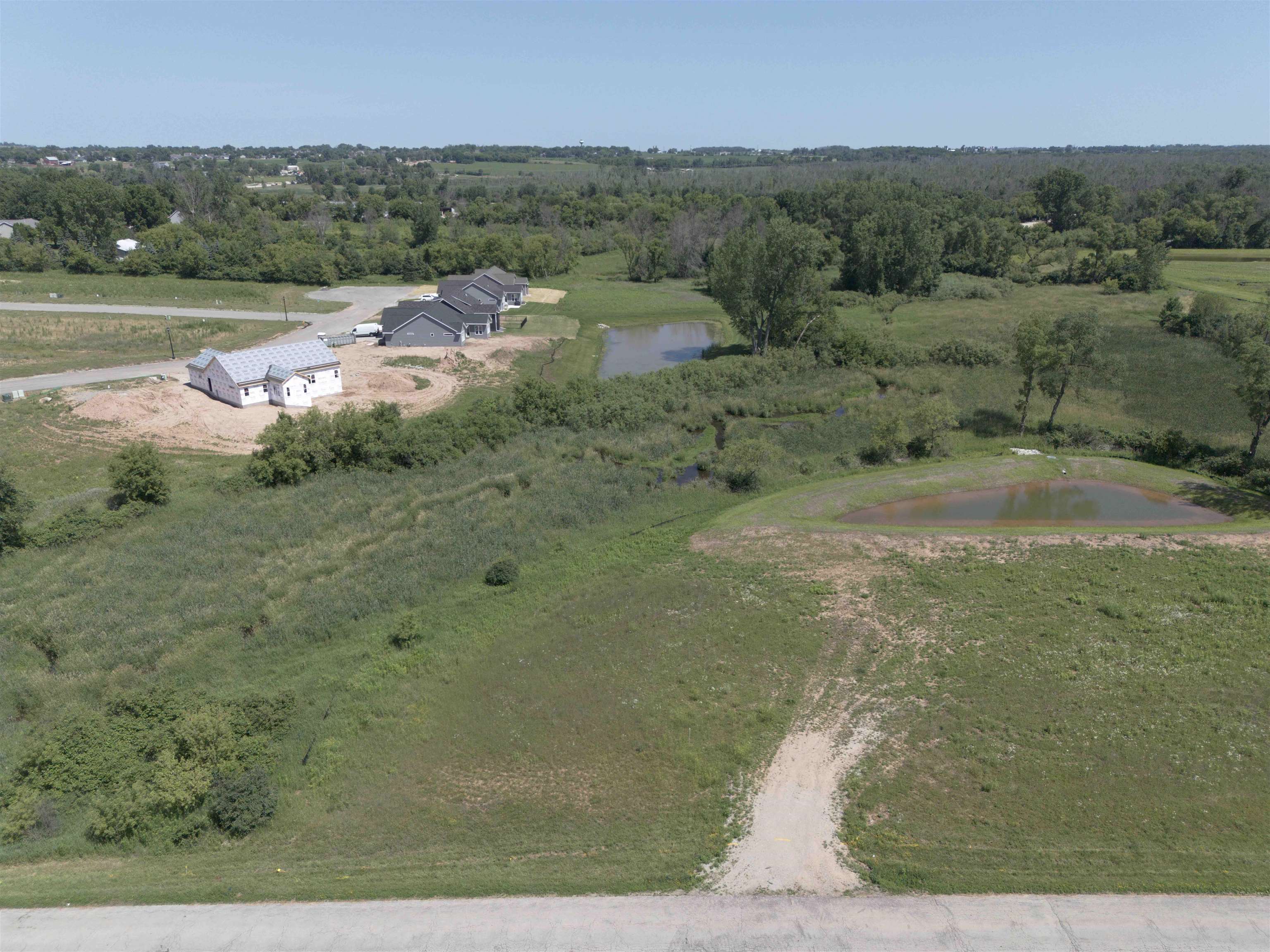 Parkview Dr #1, Greenville, WI 54942