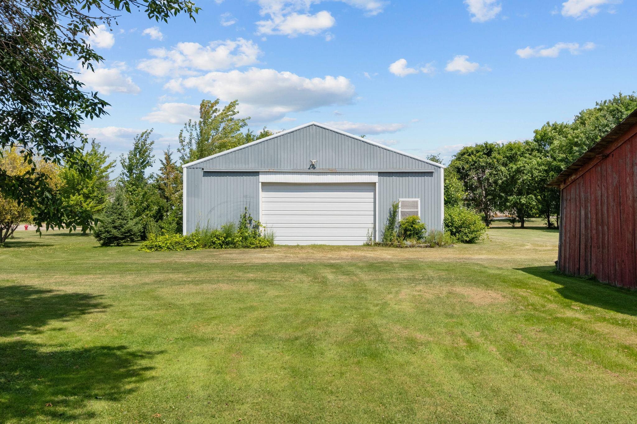 W6576 Manitowoc Rd, Menasha, WI 54952