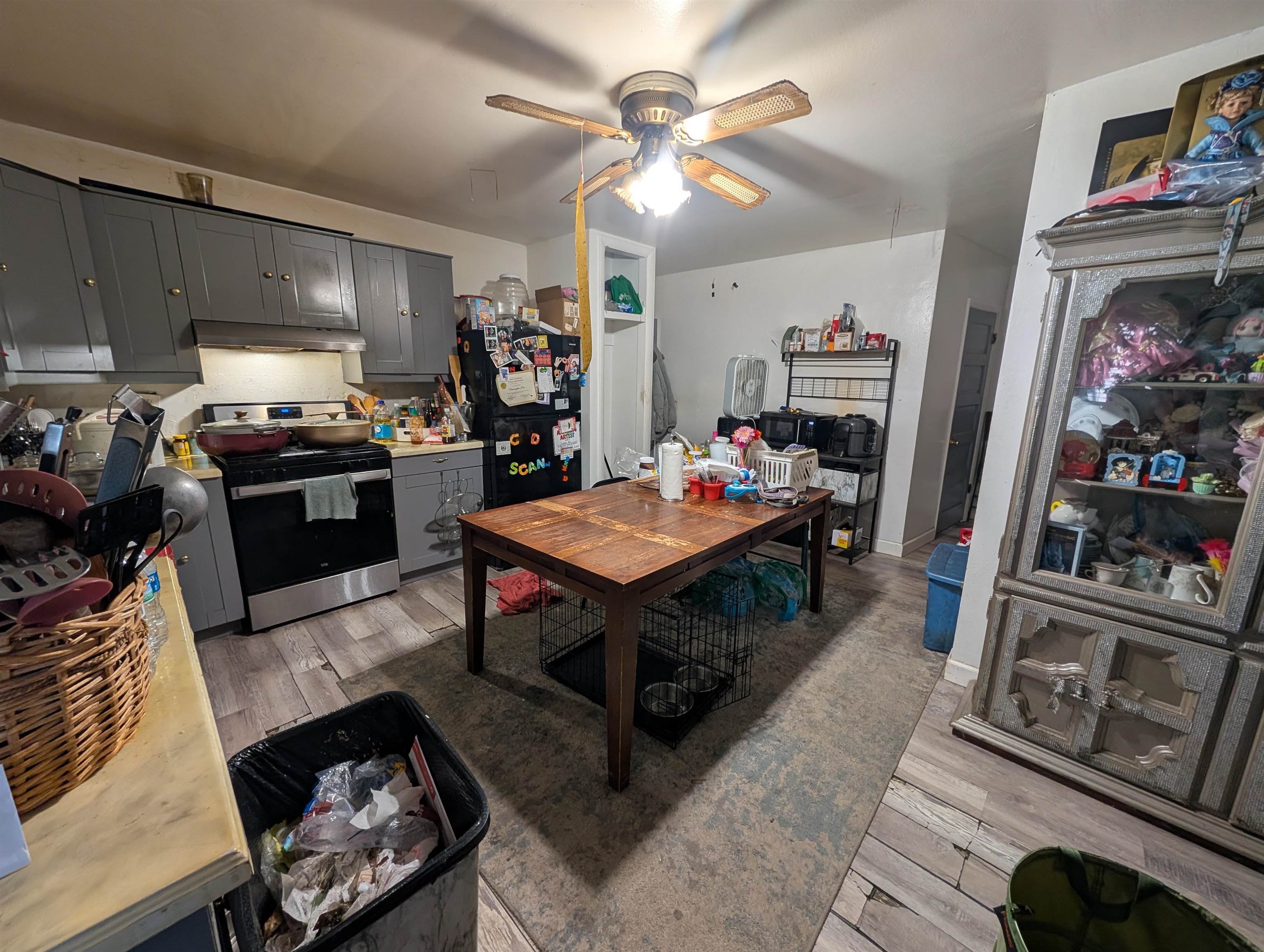 1155 Stuart St, Green Bay, WI 54301