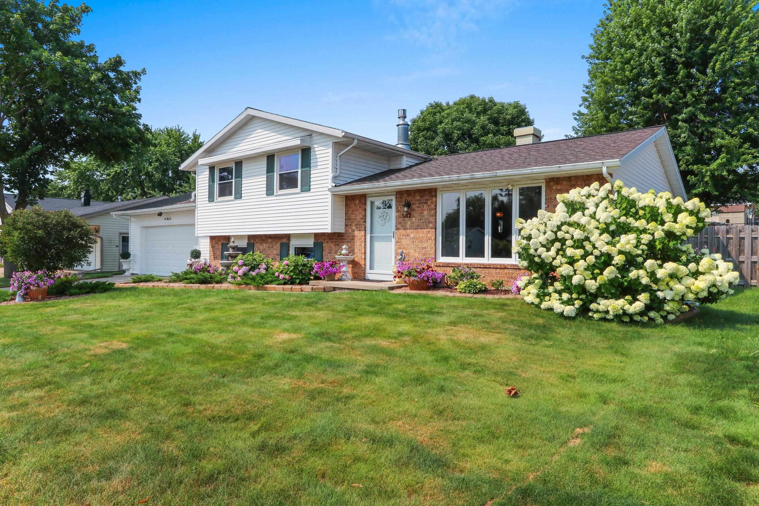 552 Menlo Park Rd, Green Bay, WI 54302