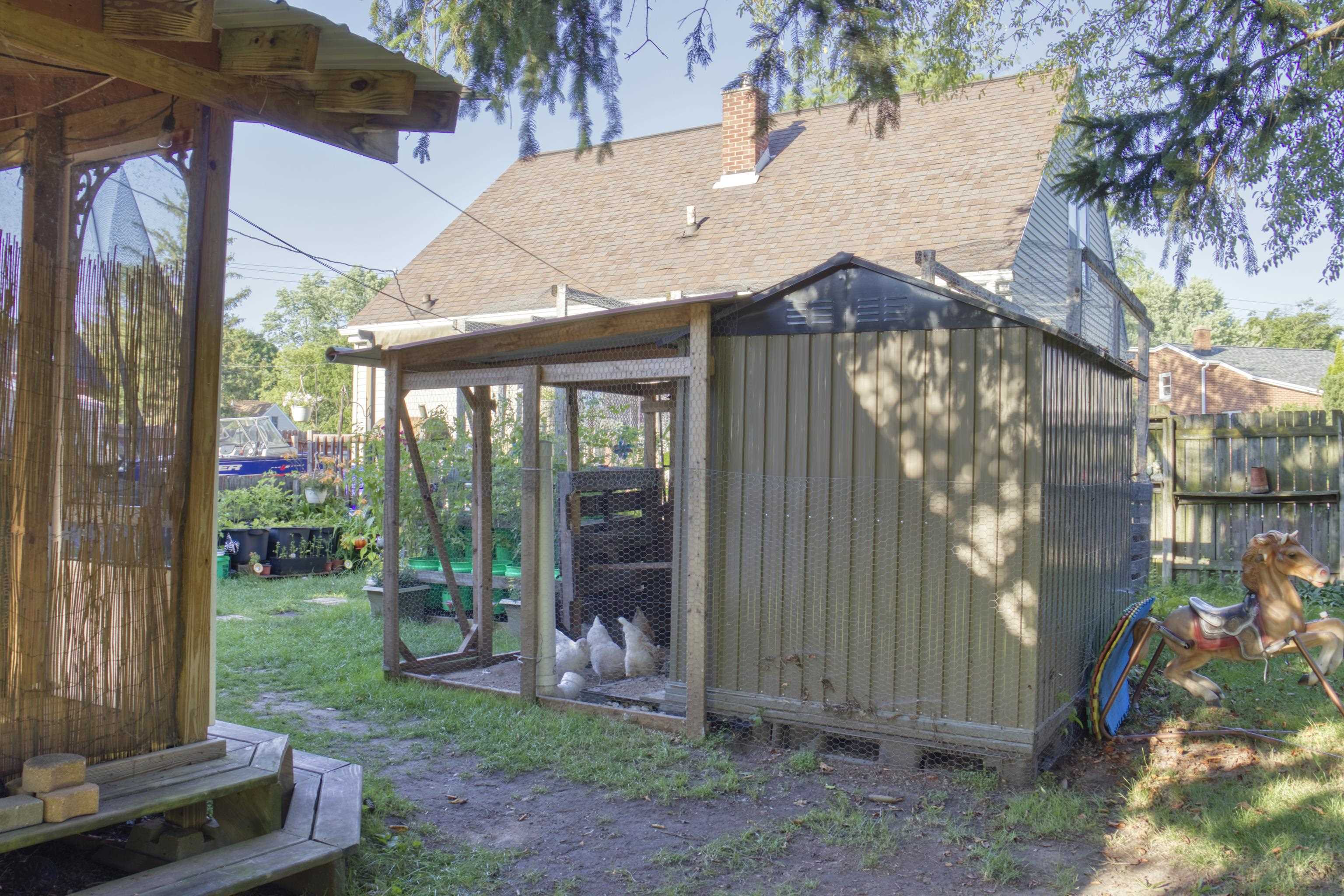 1013 N Linwood Ave, Appleton, WI 54914