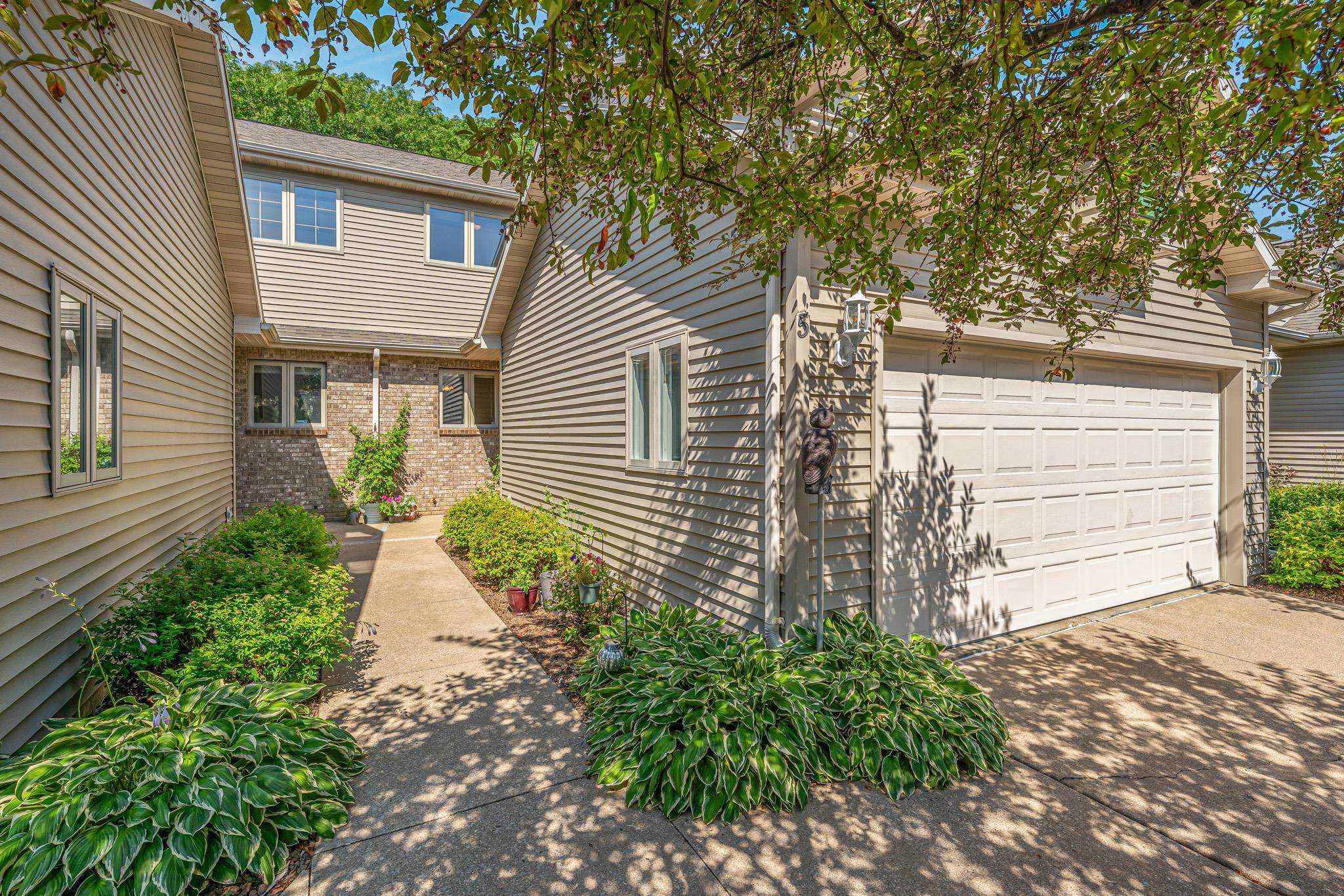 1709 E Midway Rd #A-5, Appleton, WI 54915