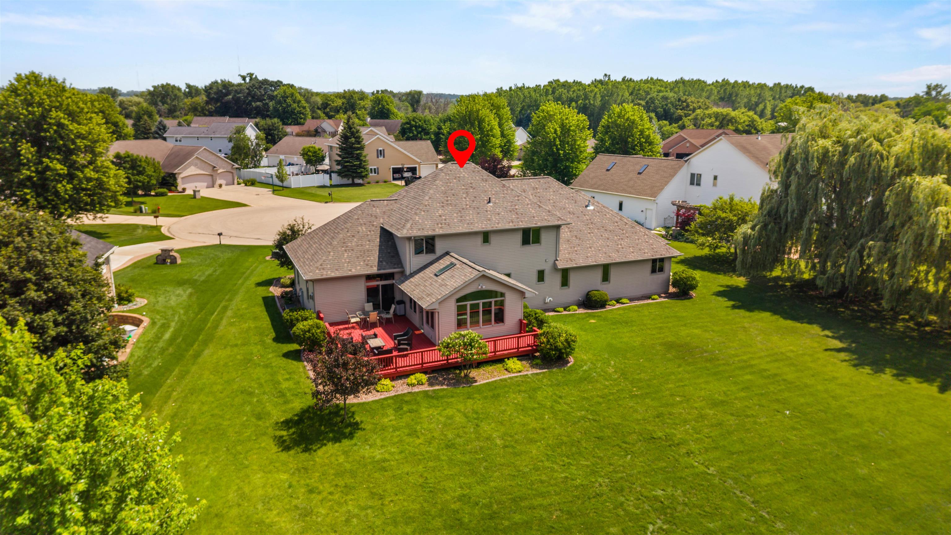 632 Broken Covey Ct, De Pere, WI 54115